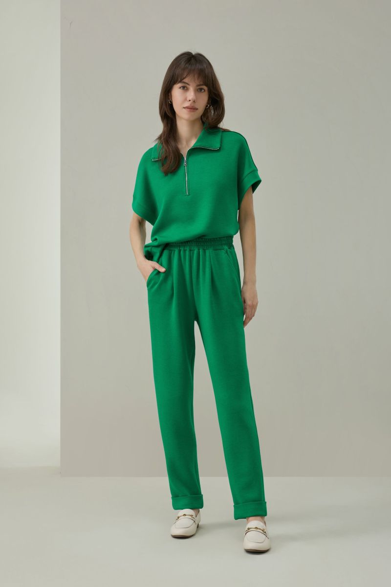 #color_Emerald Green