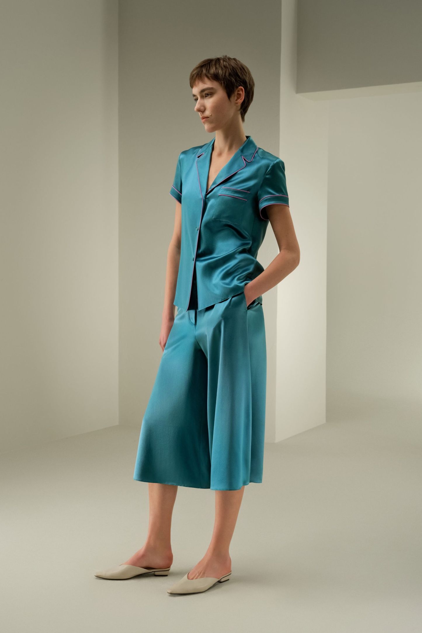 #color_Adriatic Blue