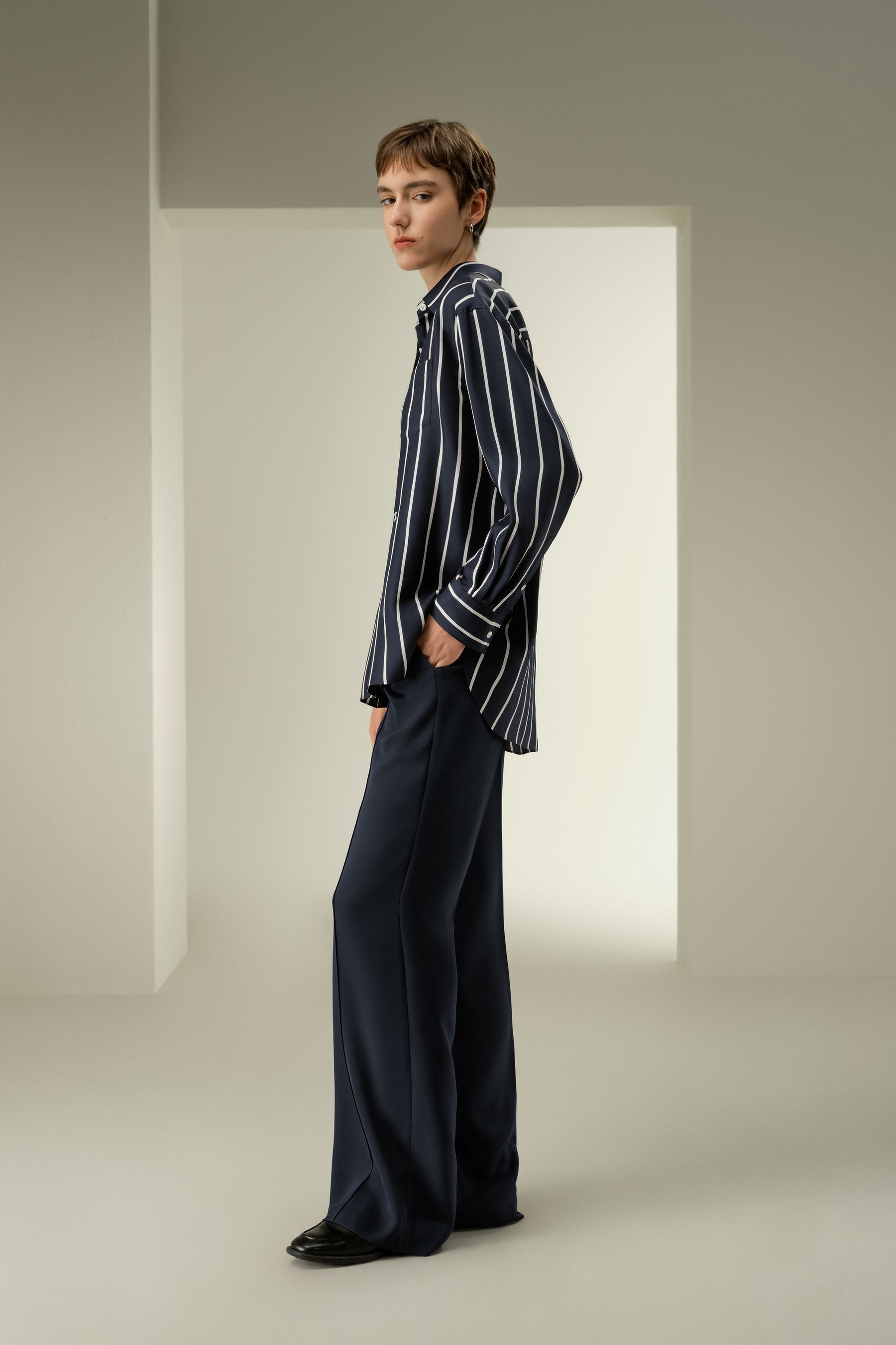 #color_Navy&White Stripe