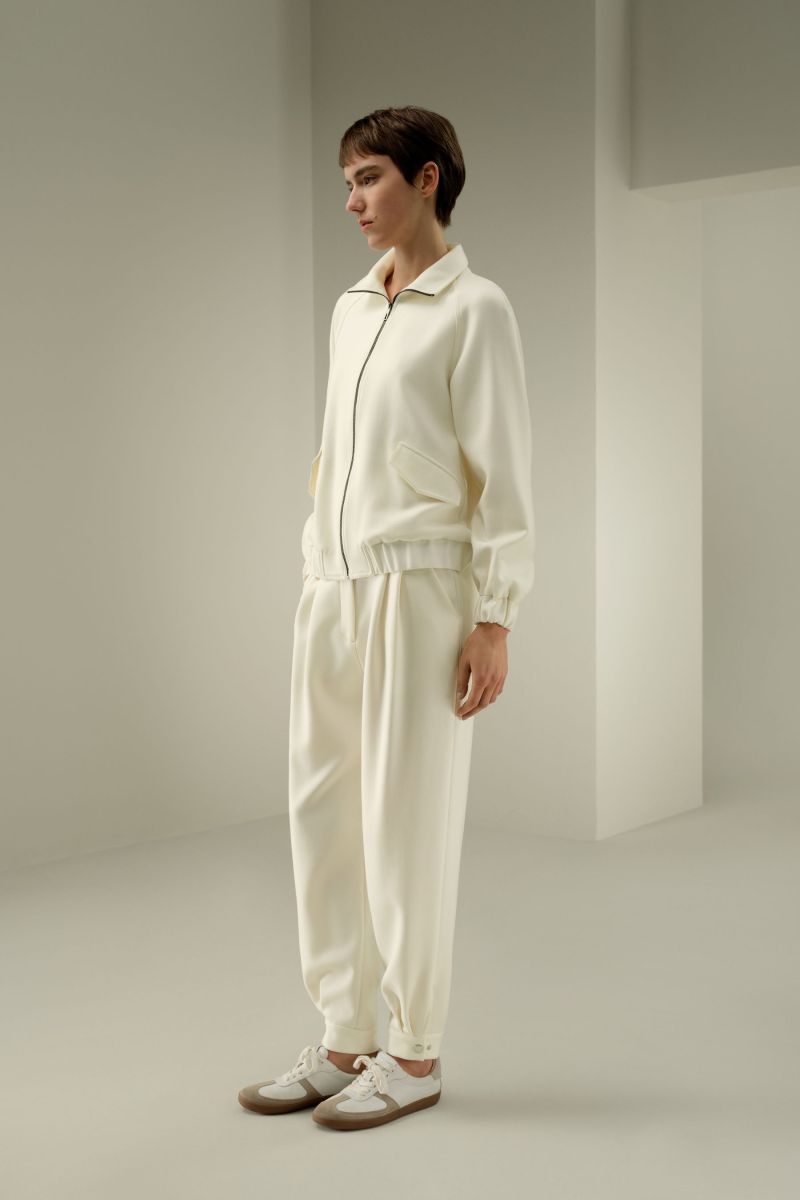 #color_Natural White