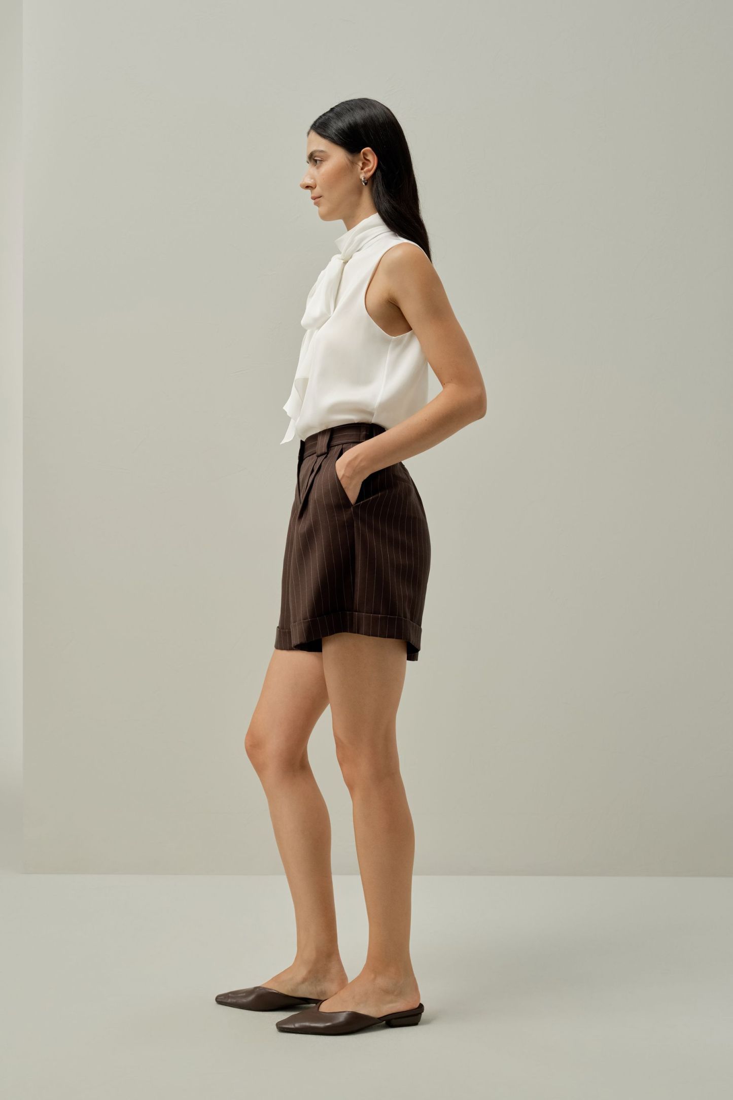 #color_Natural White