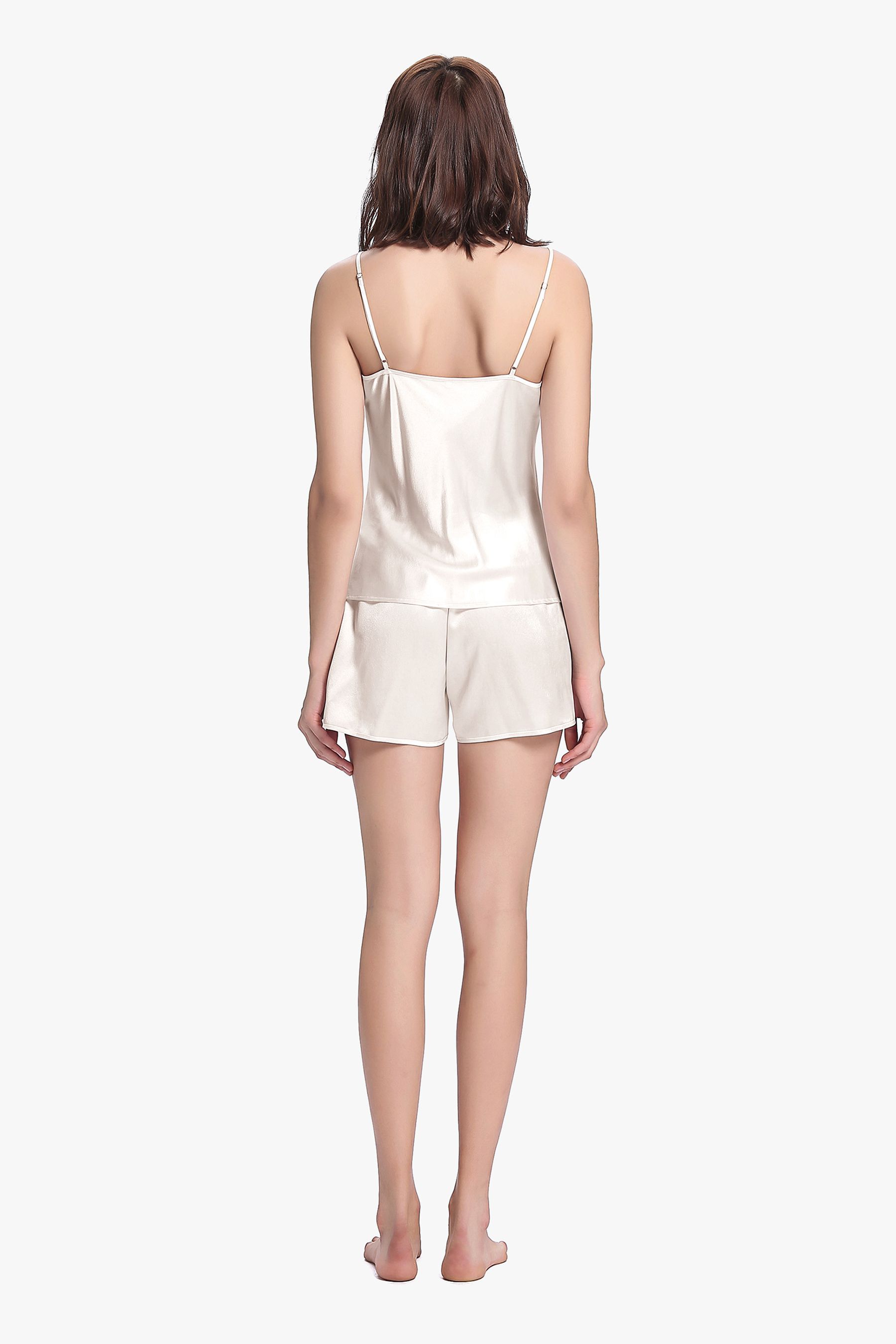 #color_Natural White