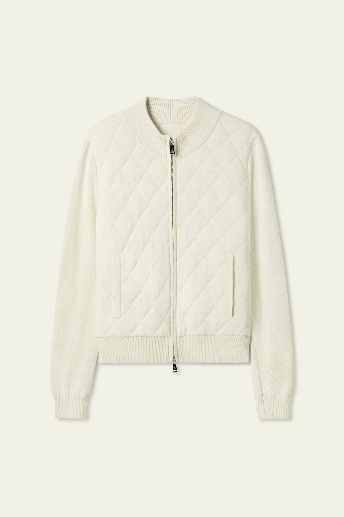 #color_Natural White