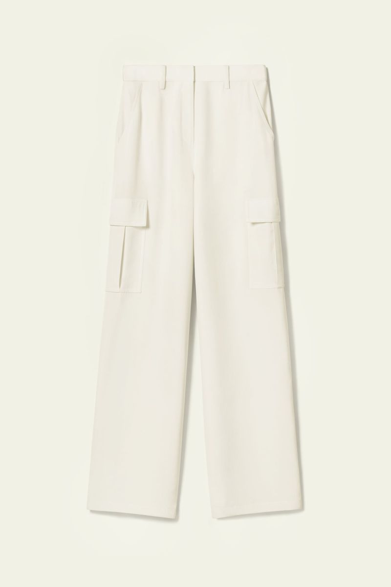 #color_Natural White