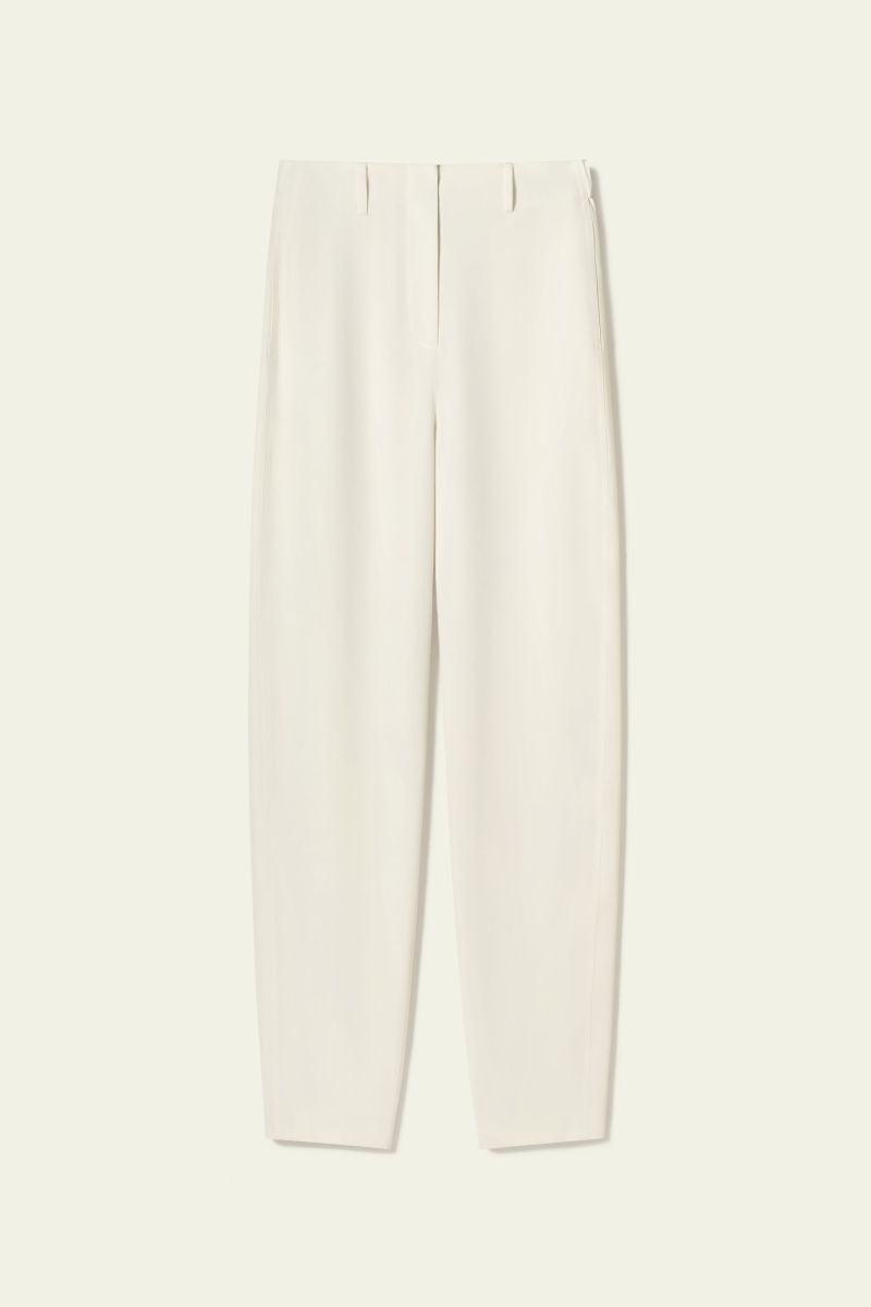 #color_Natural White