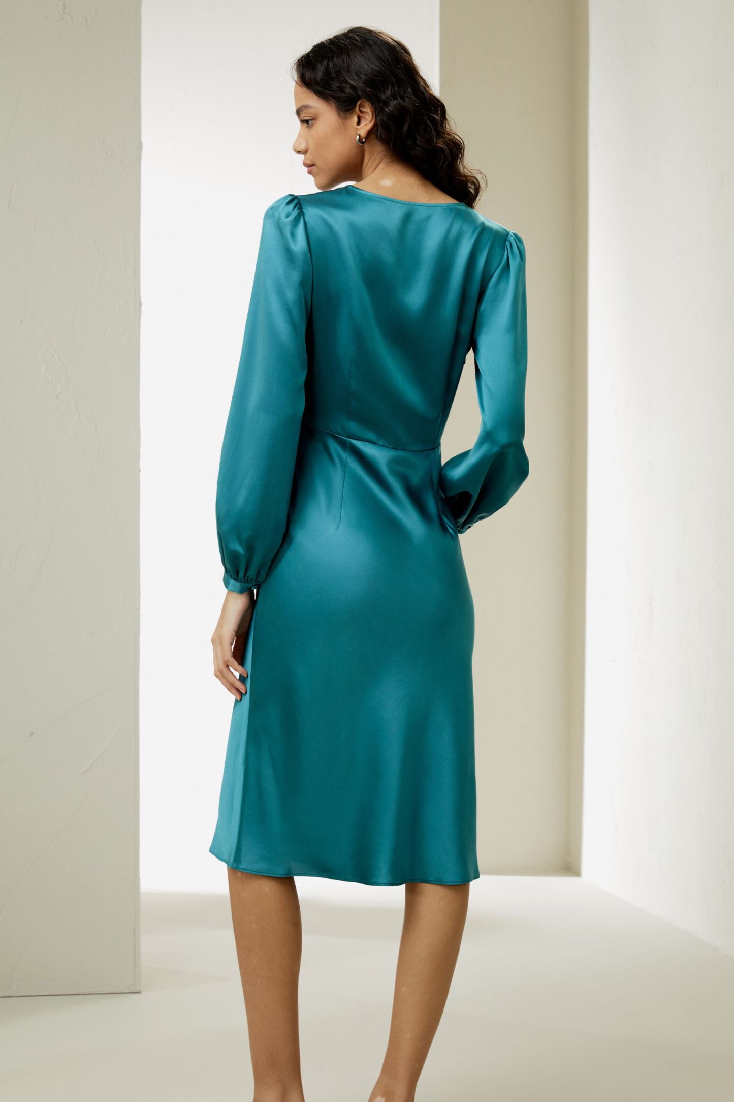 #color_Adriatic Blue