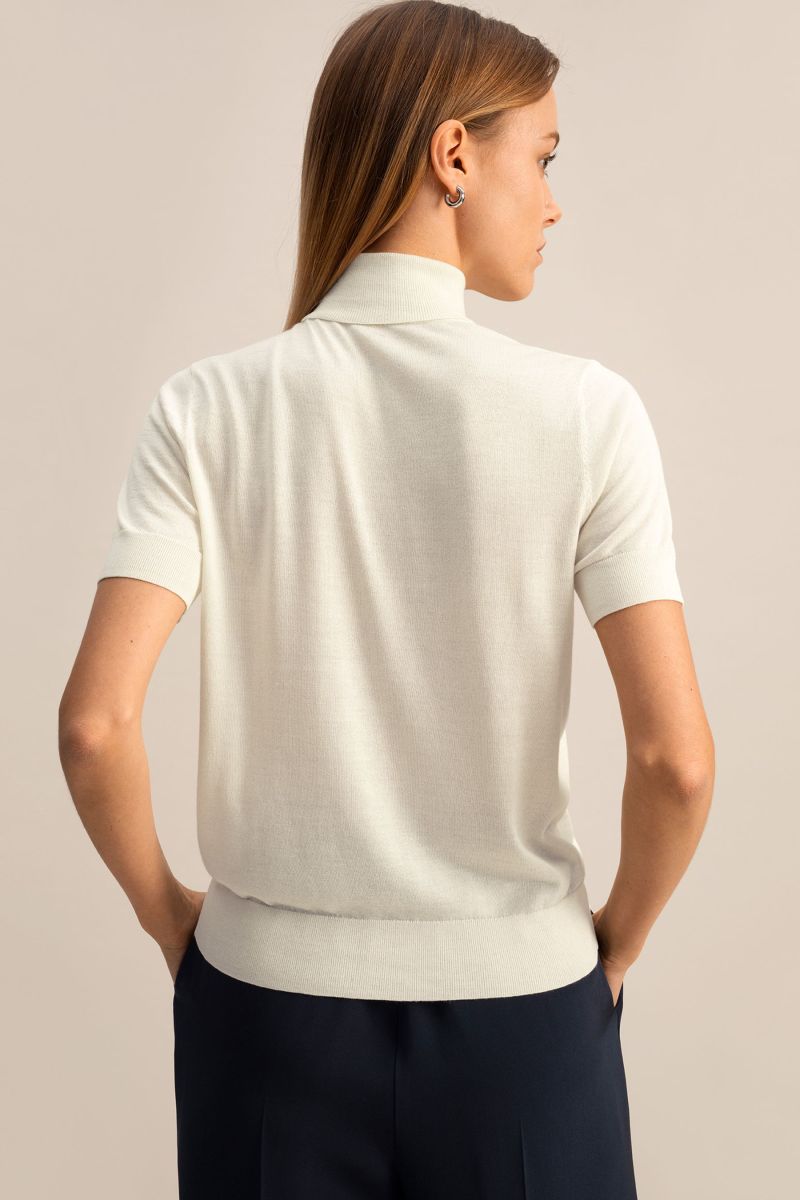 #color_Natural White