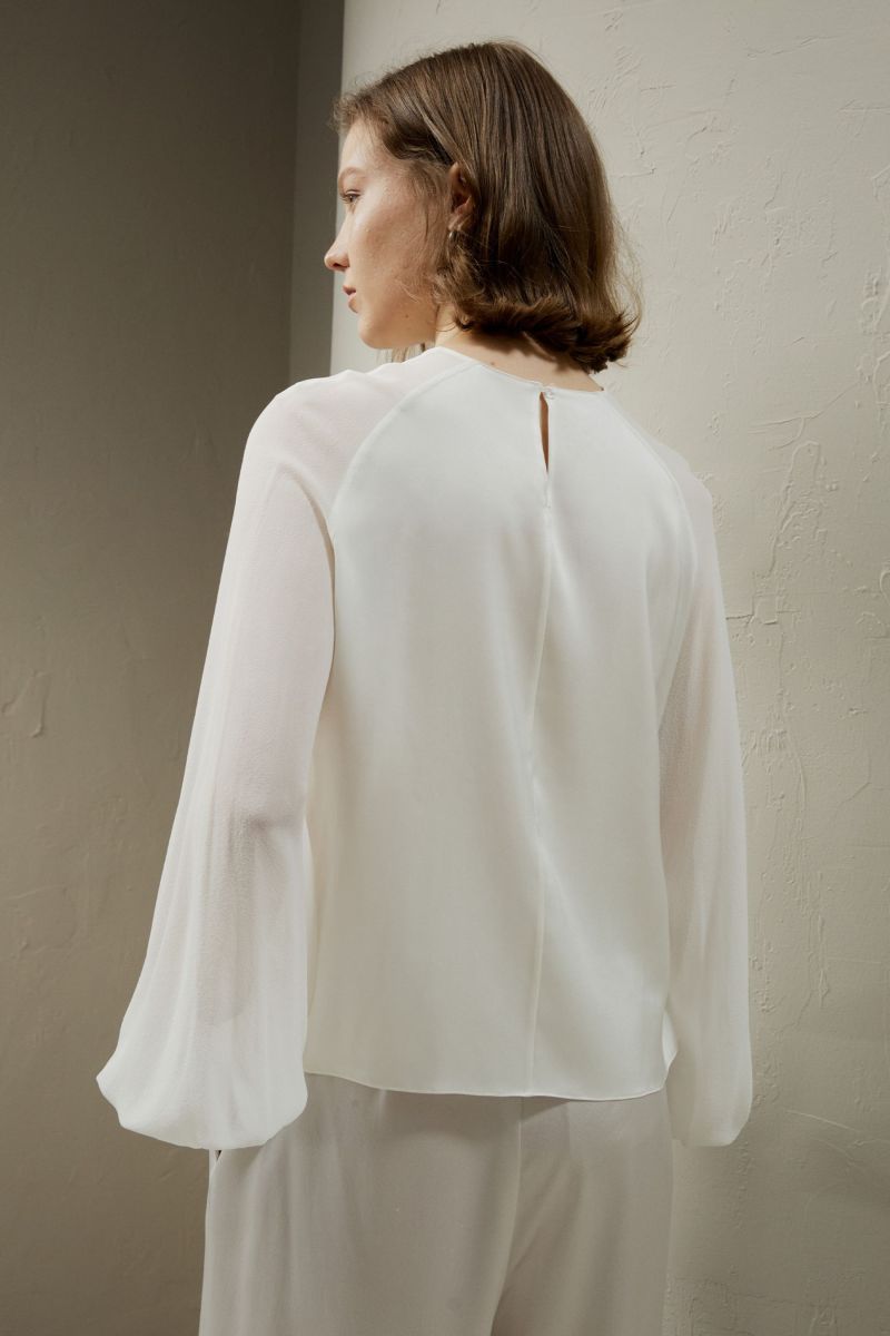 #color_Natural White