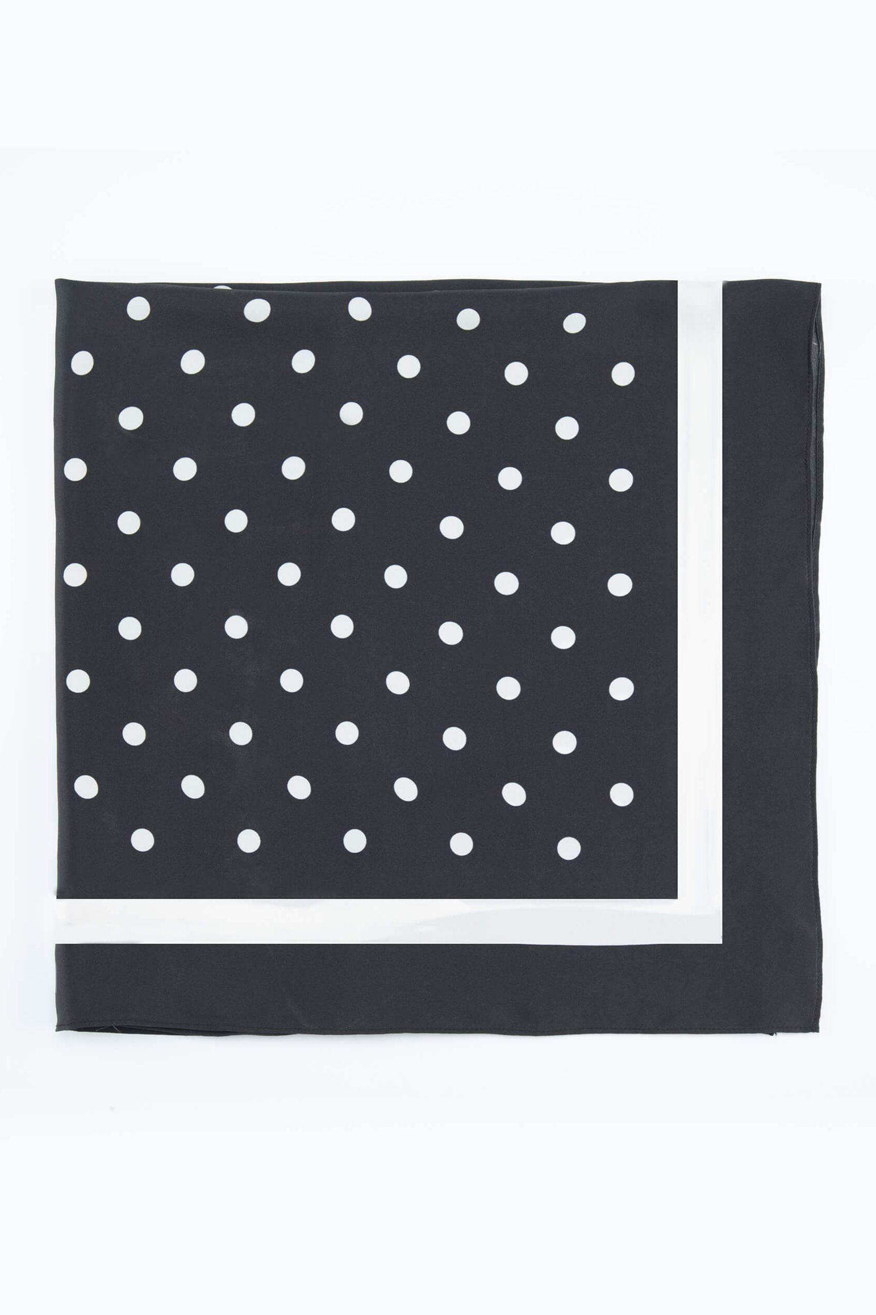 #color_Black Polka Dots