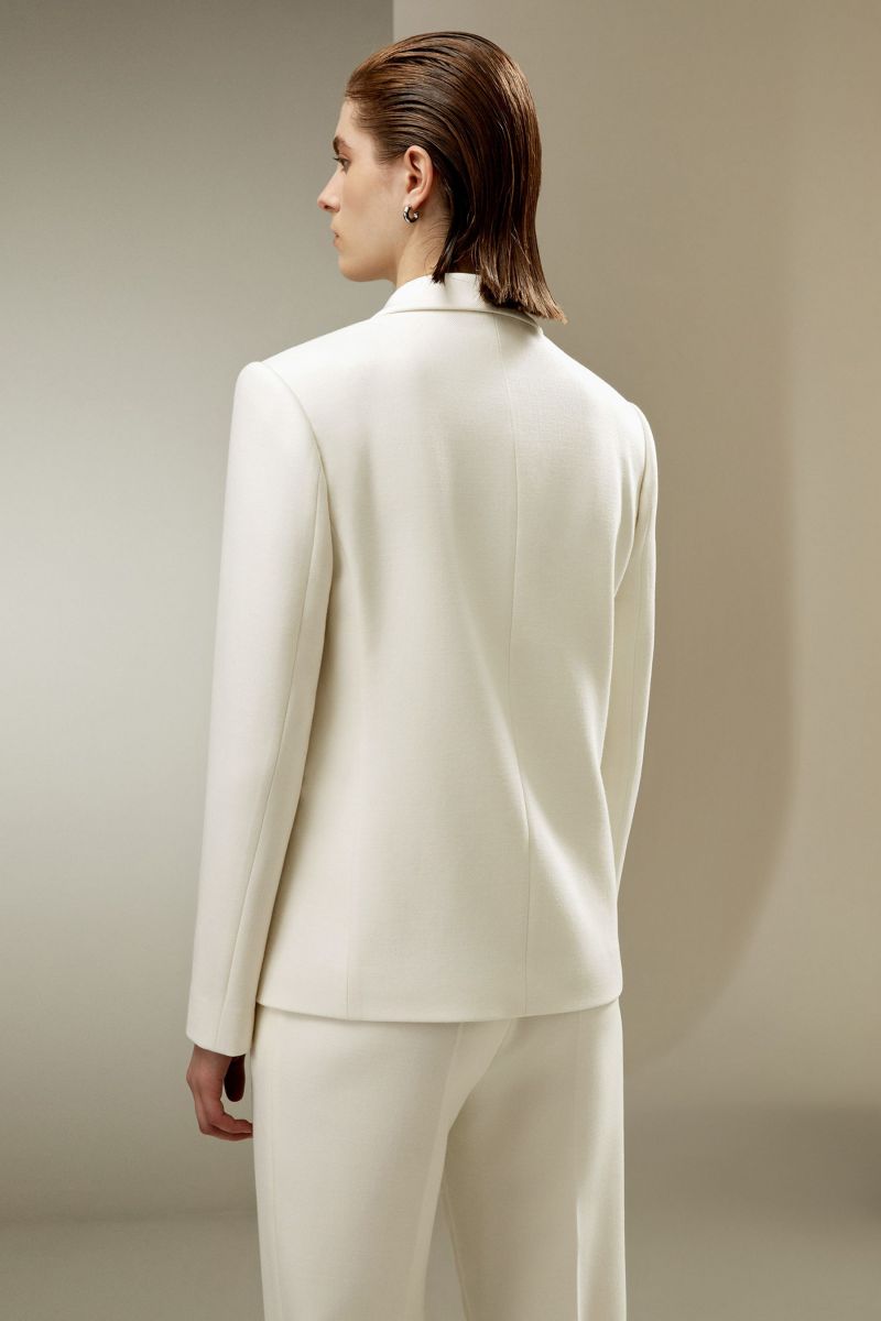 #color_Natural White