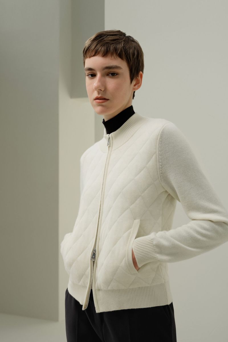 #color_Natural White