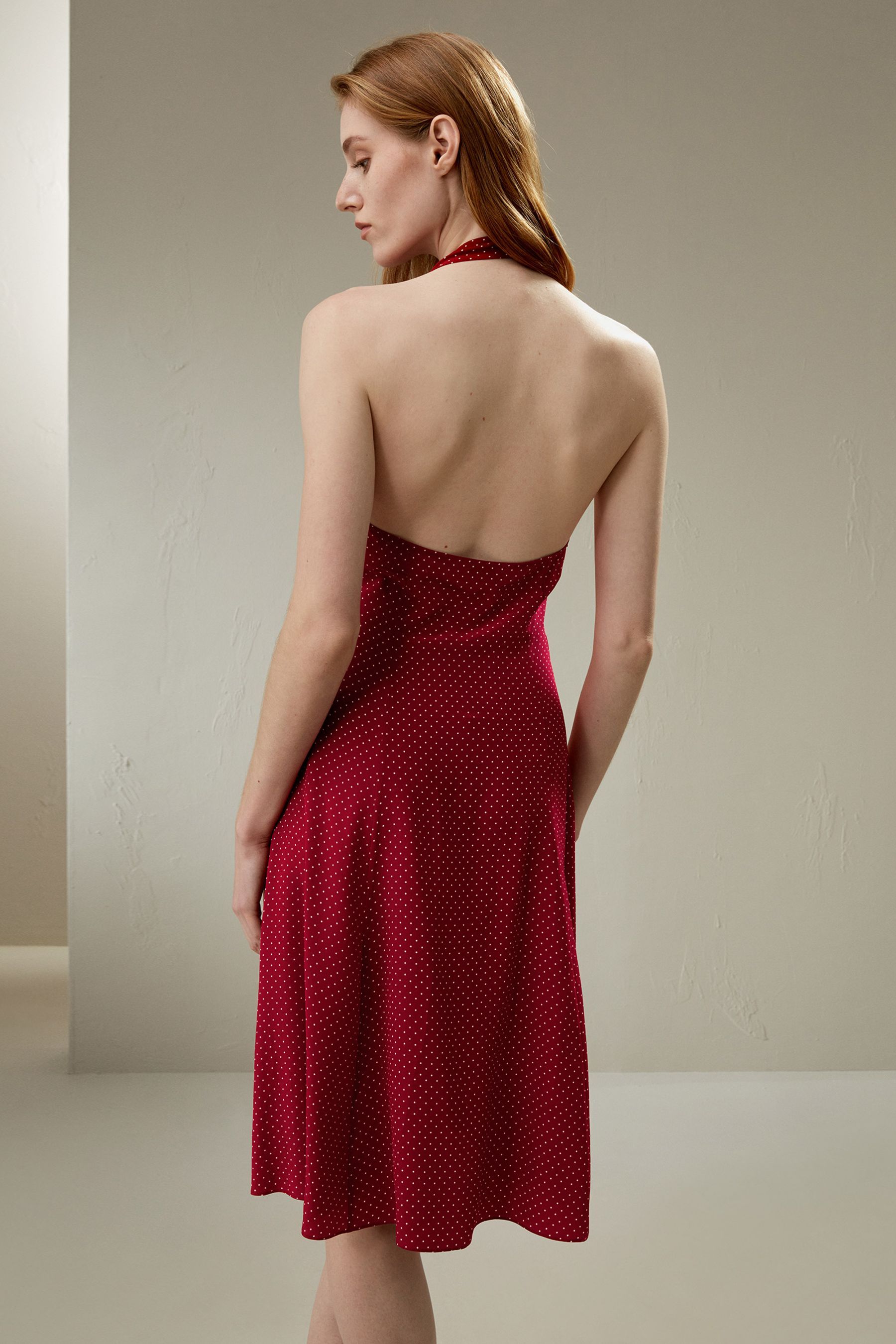 #color_Red and white polka dots