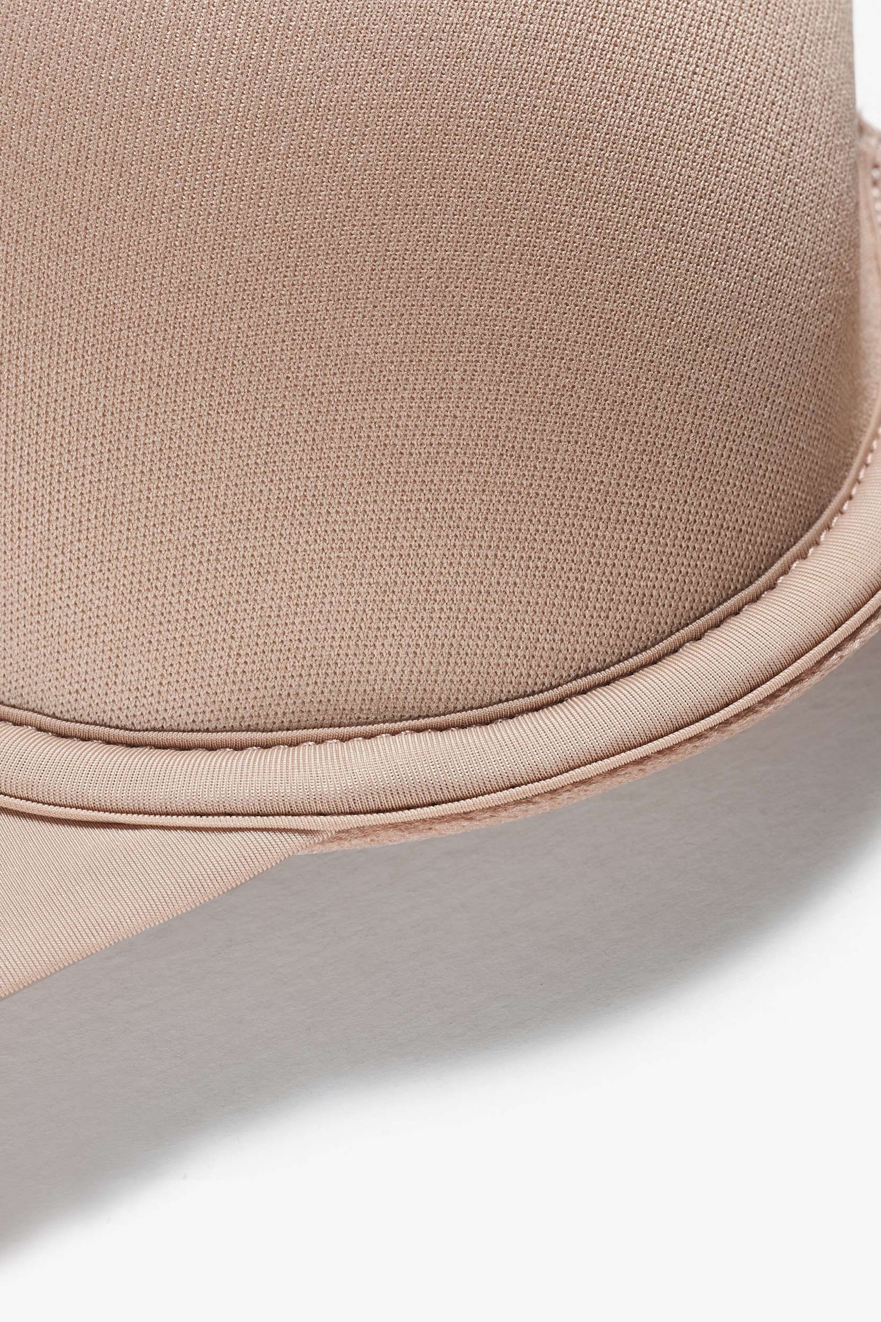 #color_Light Apricot