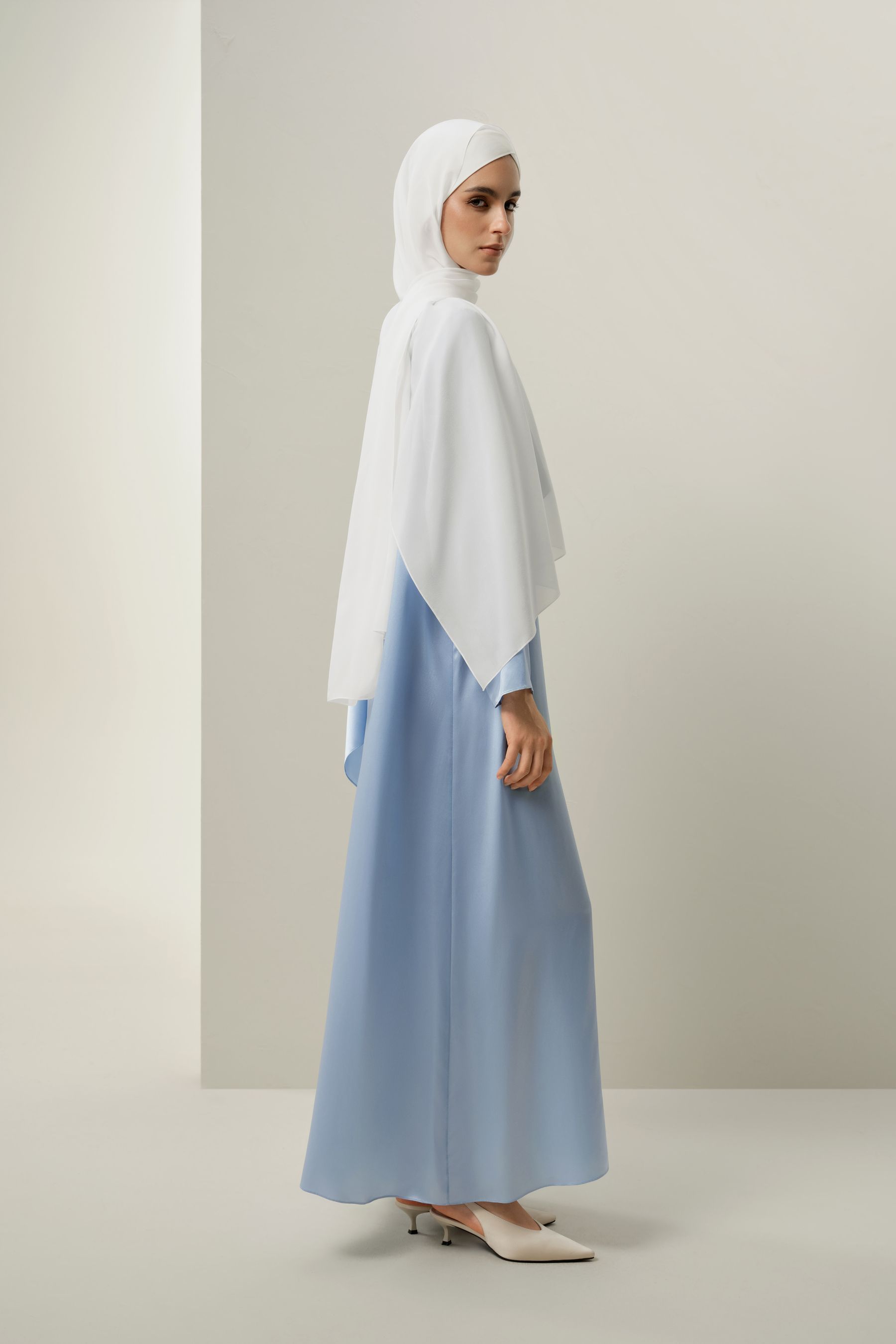 #color_Natural White