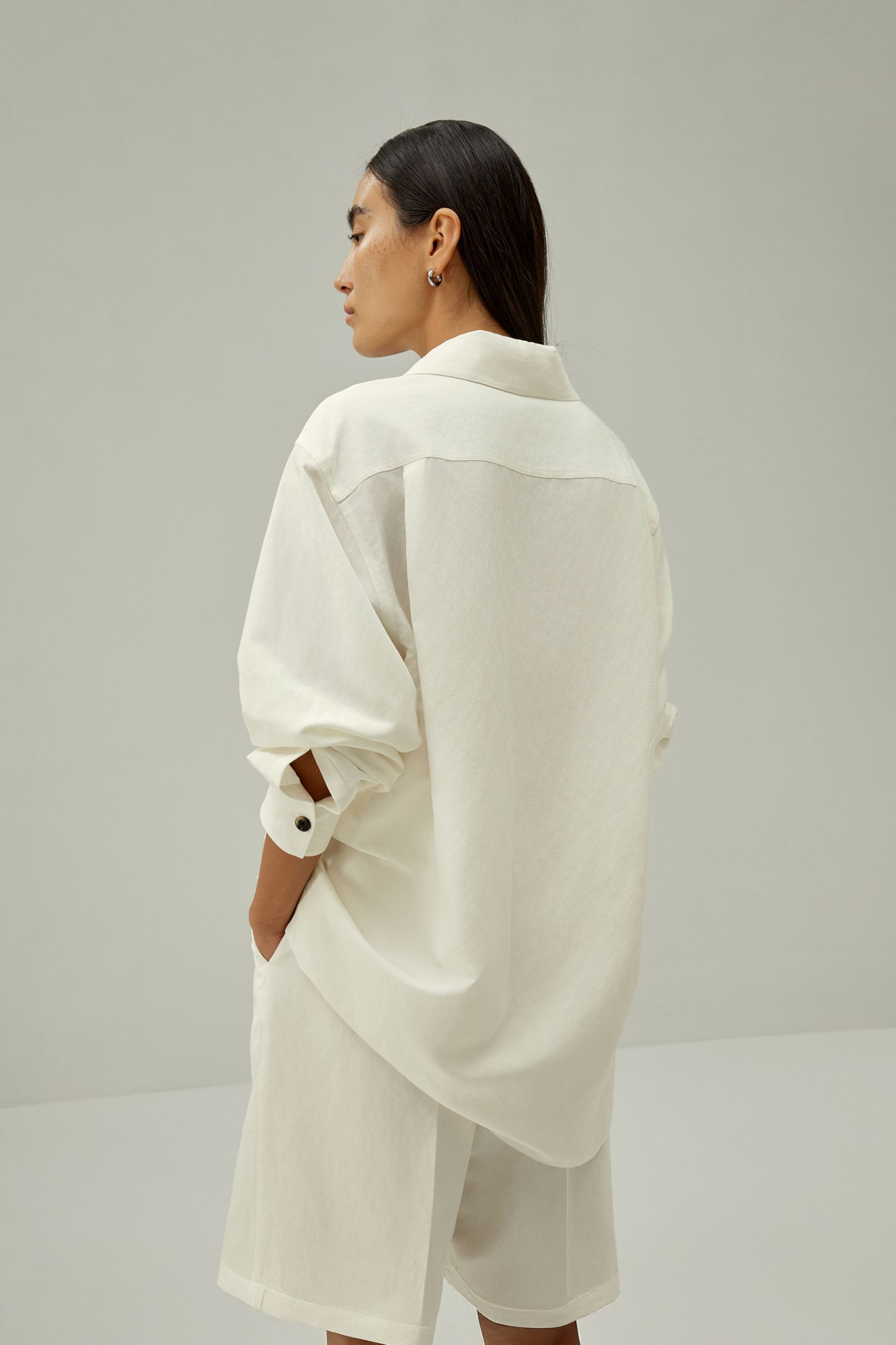 #color_Natural White