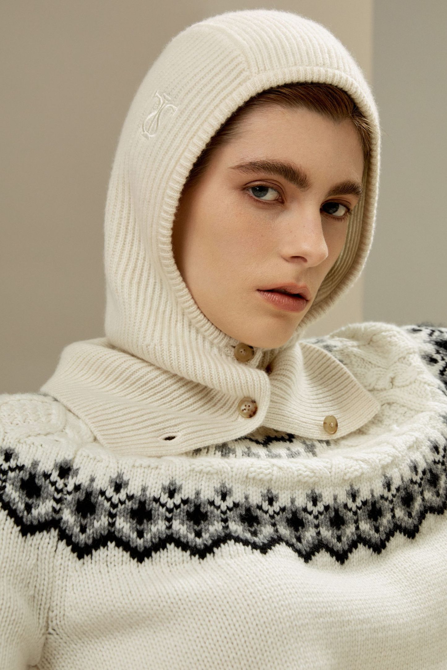 #color_Natural White