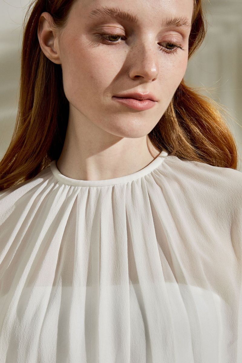 #color_Natural White