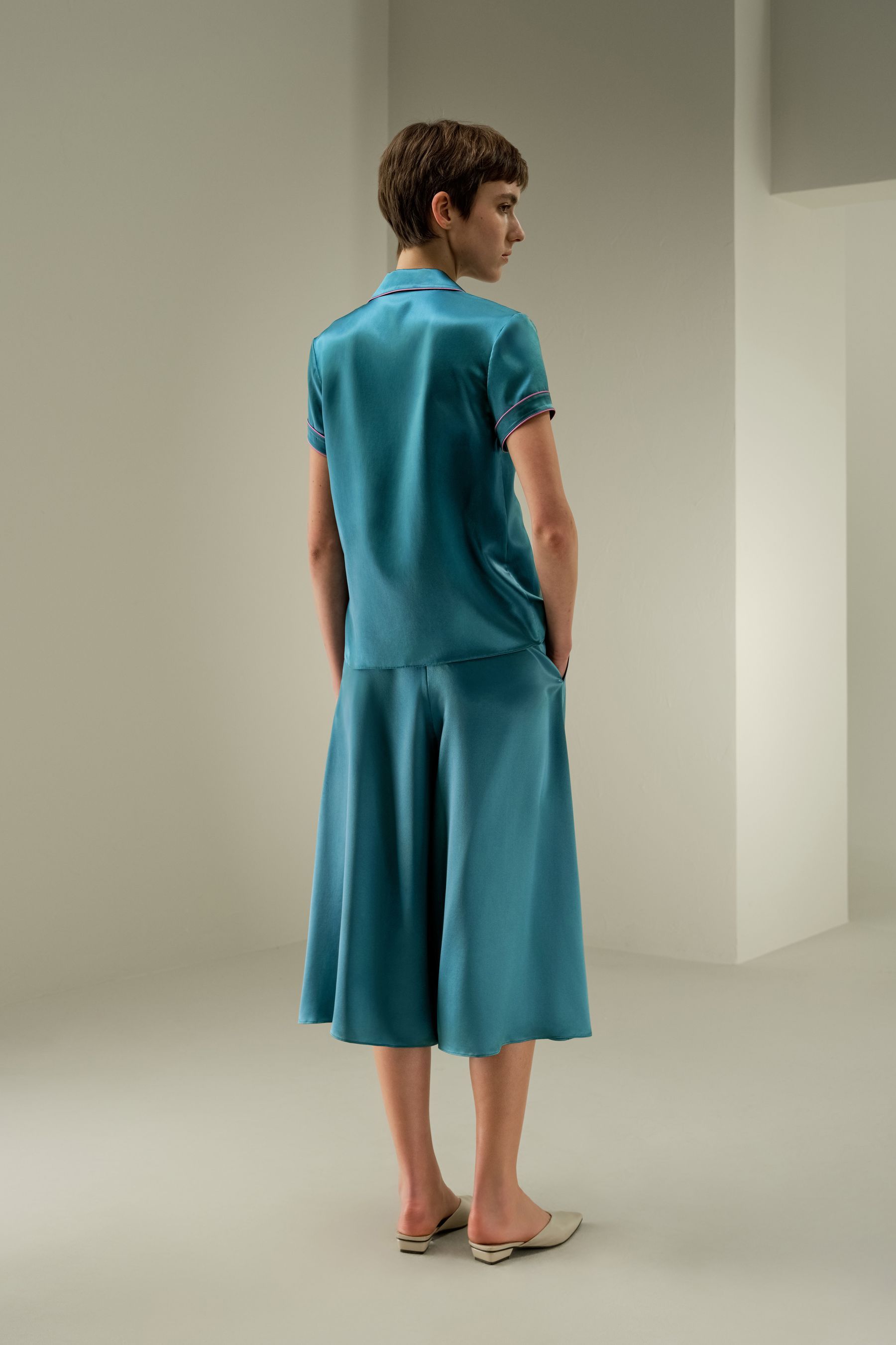 #color_Adriatic Blue