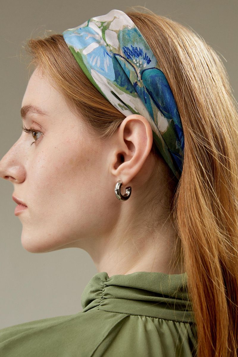 #color_Oil Painting Floral Pattern