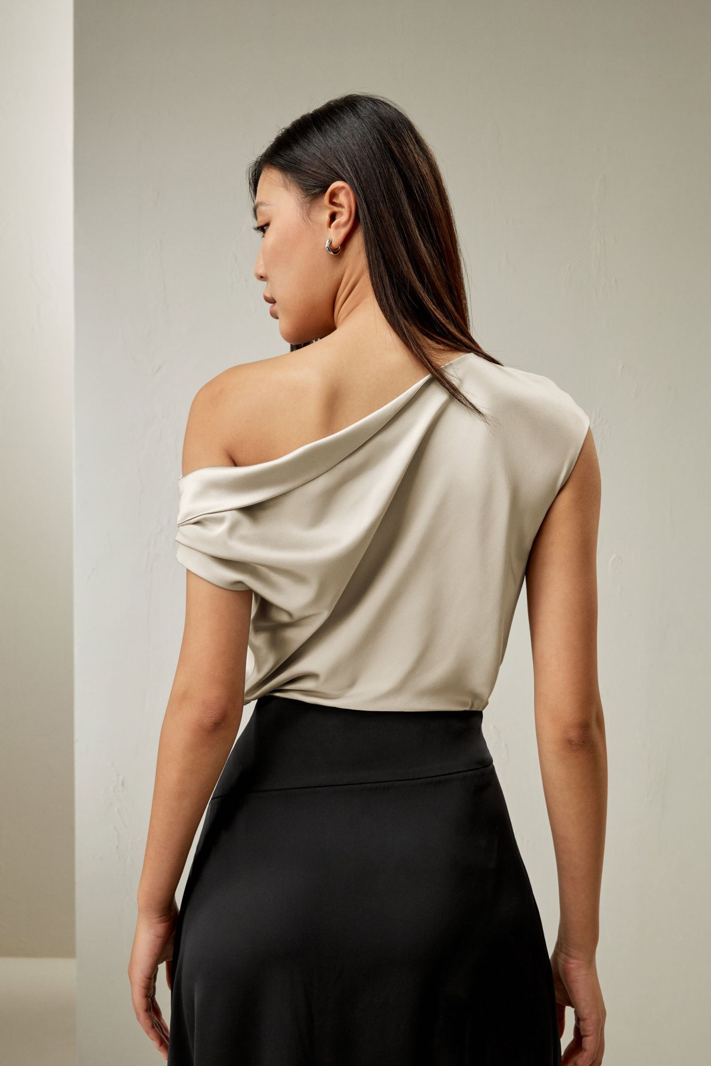 #color_Light Apricot