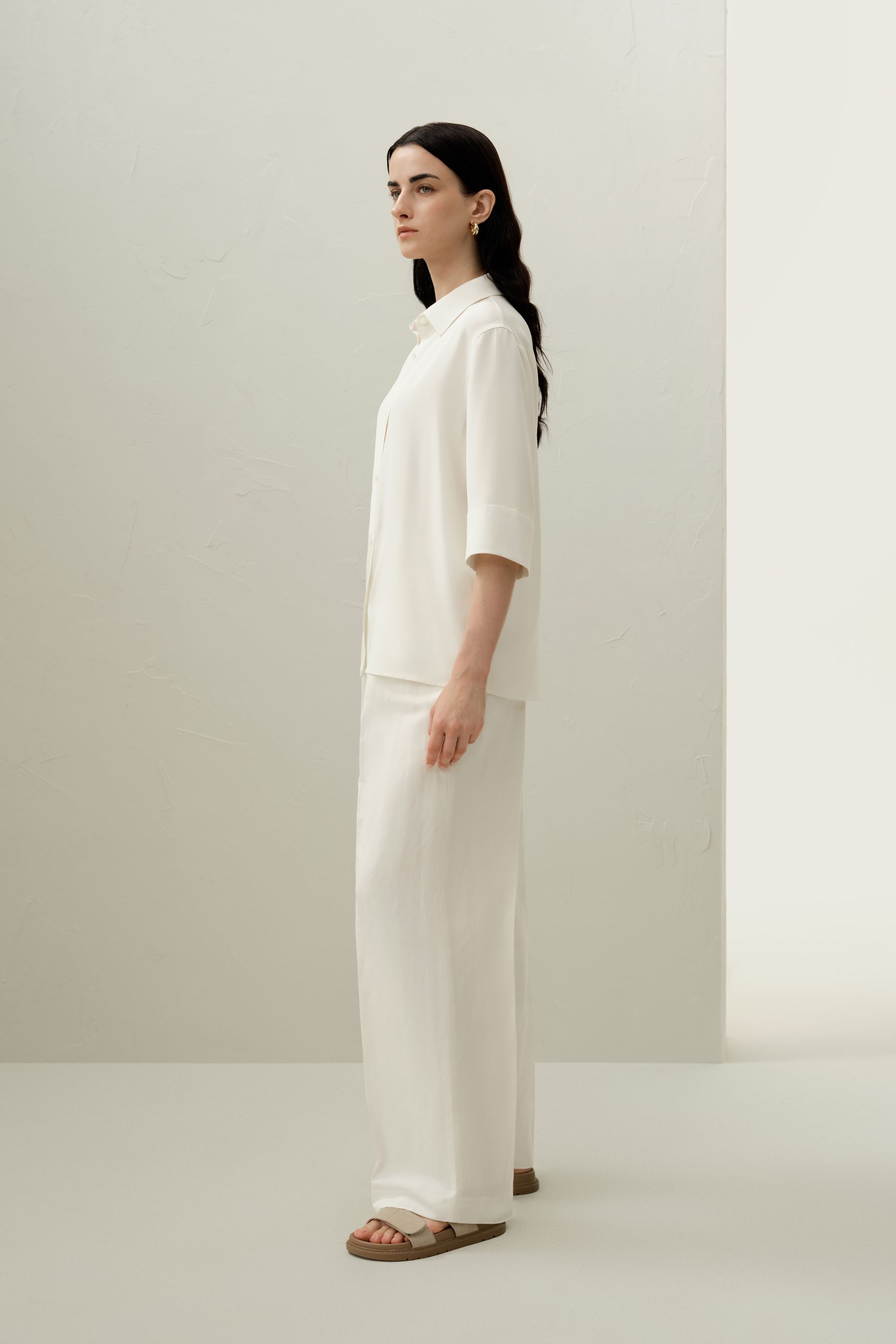 #color_Natural White