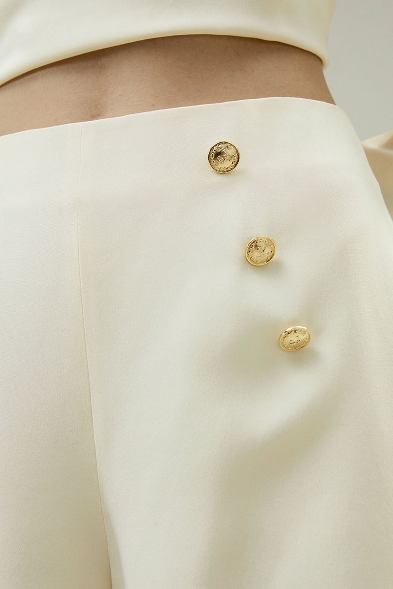 #color_Natural White