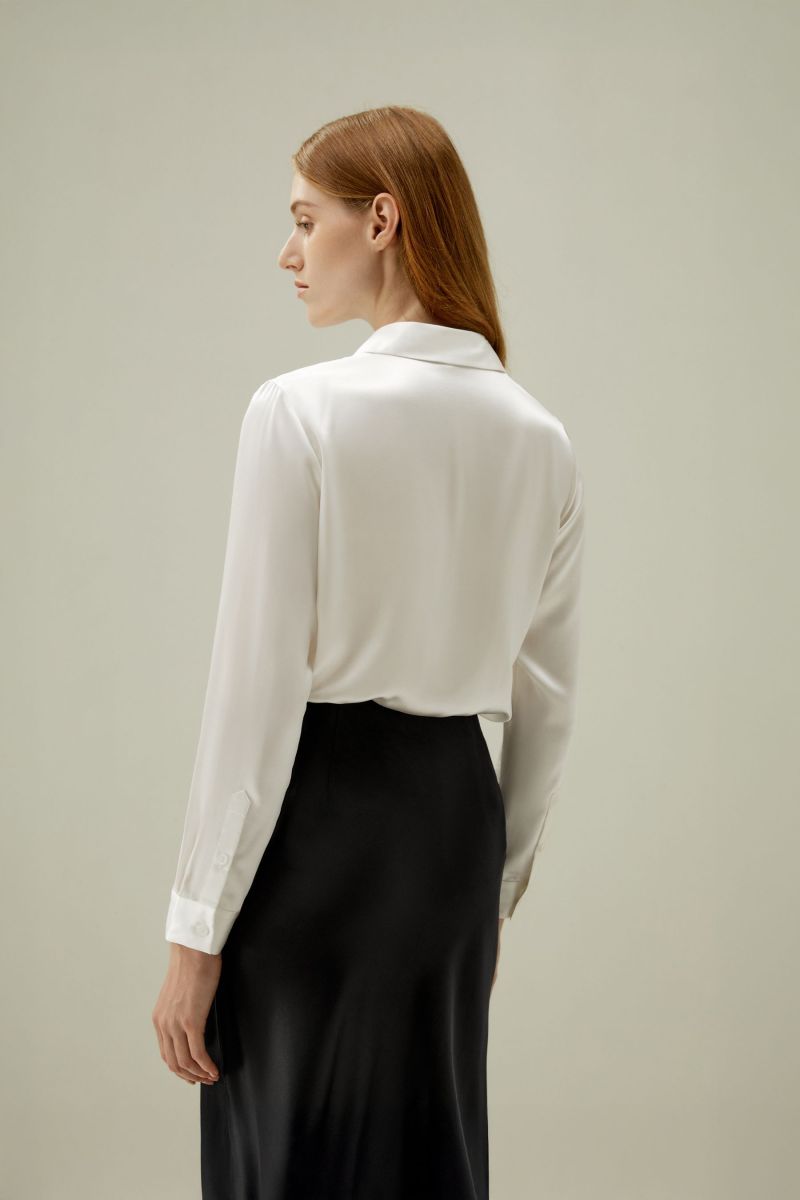 #color_Natural White