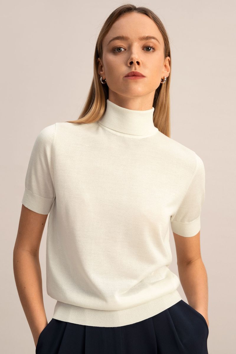 #color_Natural White