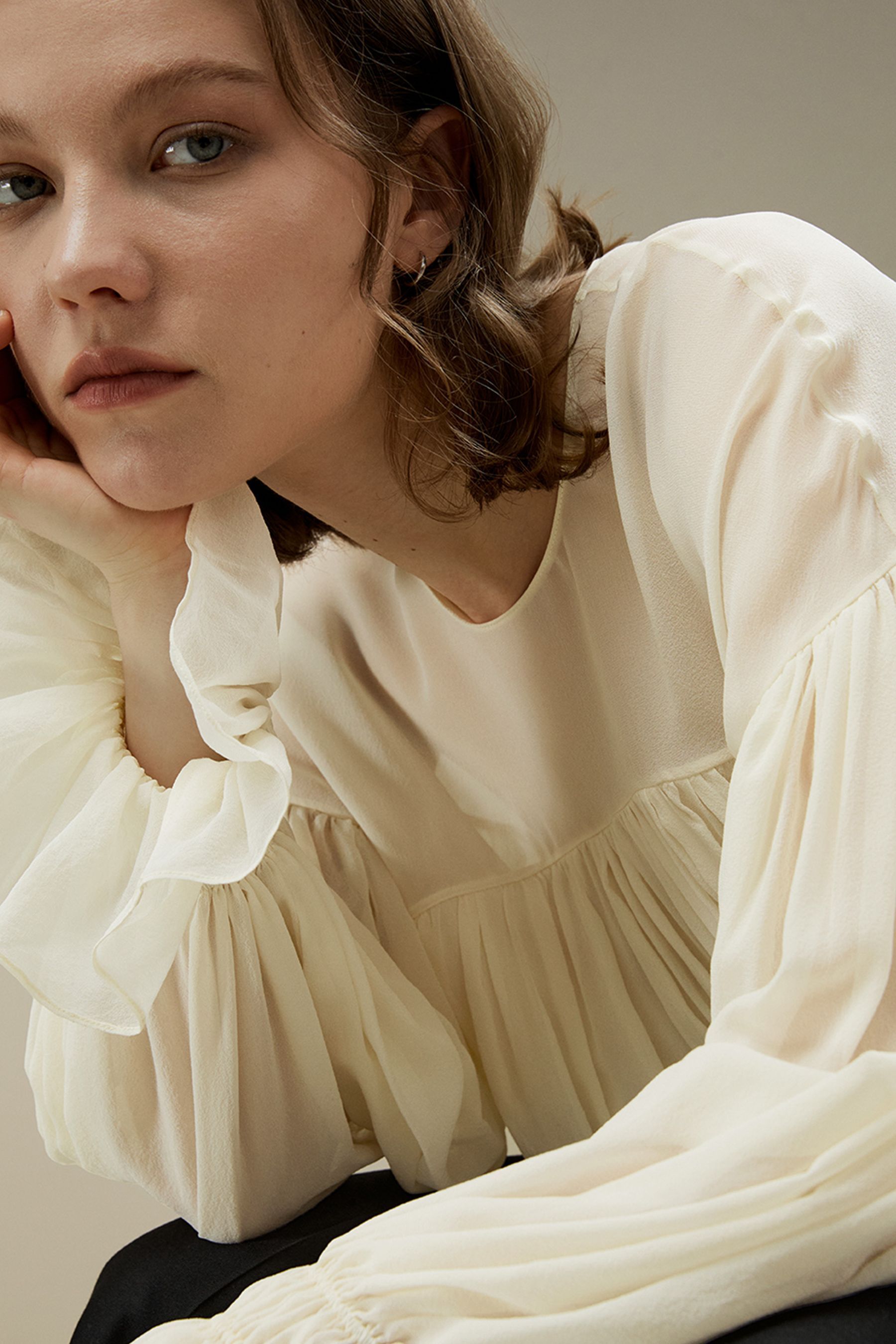 #color_Custard White