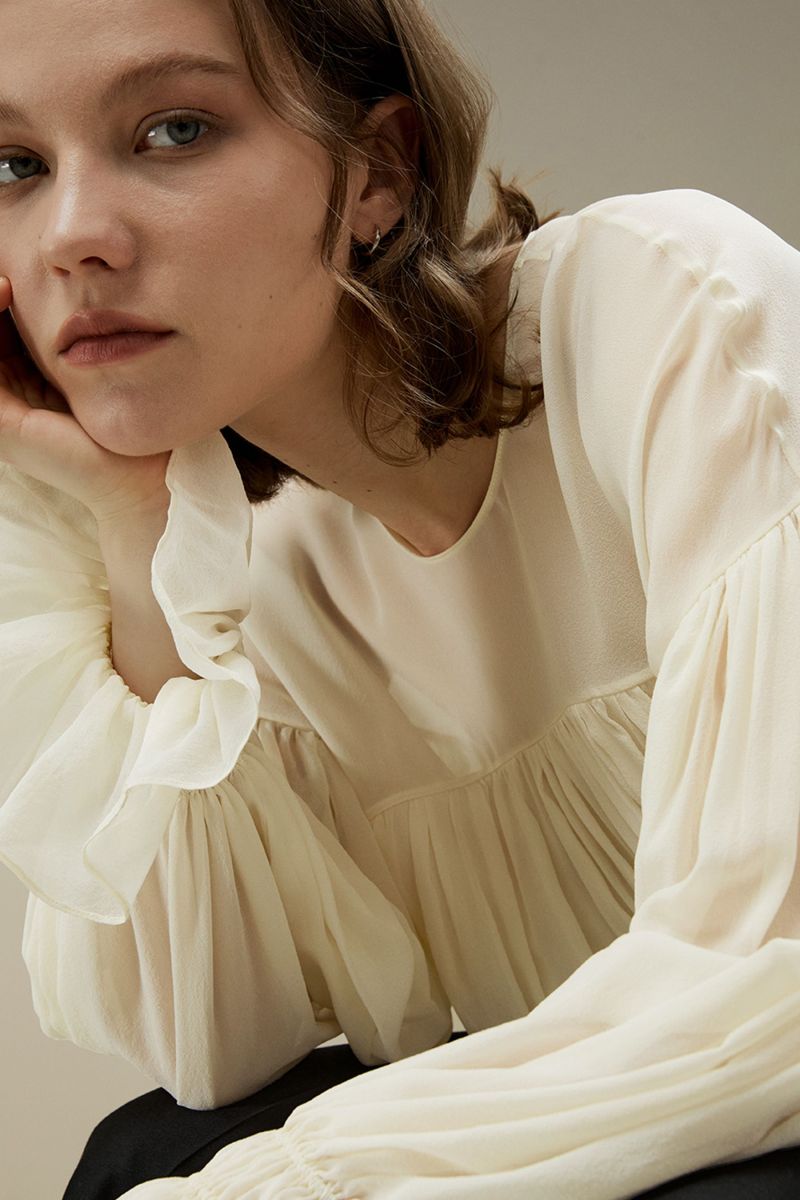 #color_Custard White