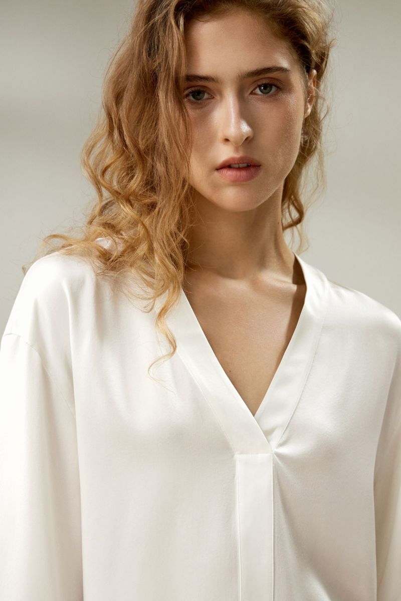 #color_Natural White