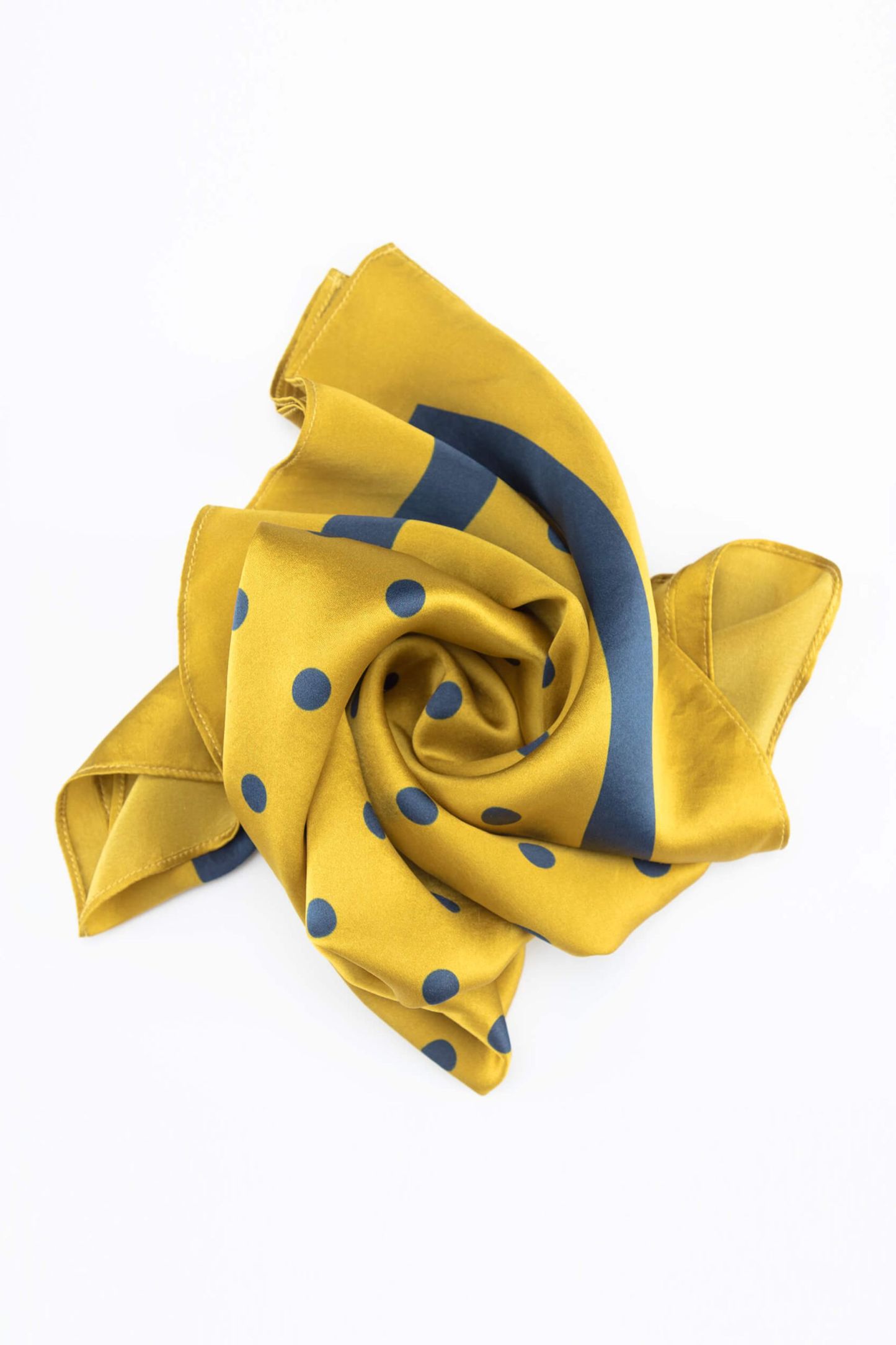 #color_Yellow Polka Dots