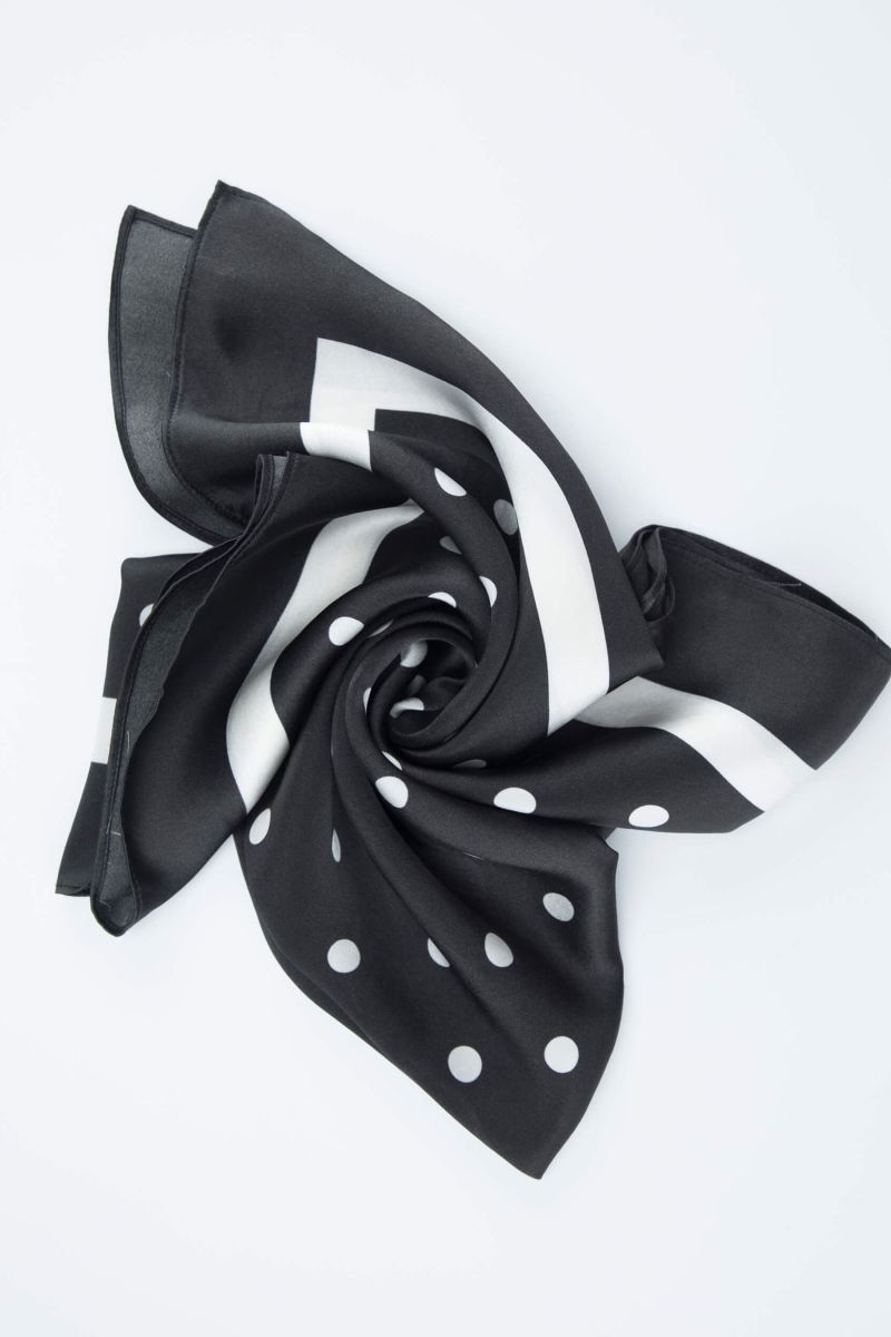 #color_Black Polka Dots