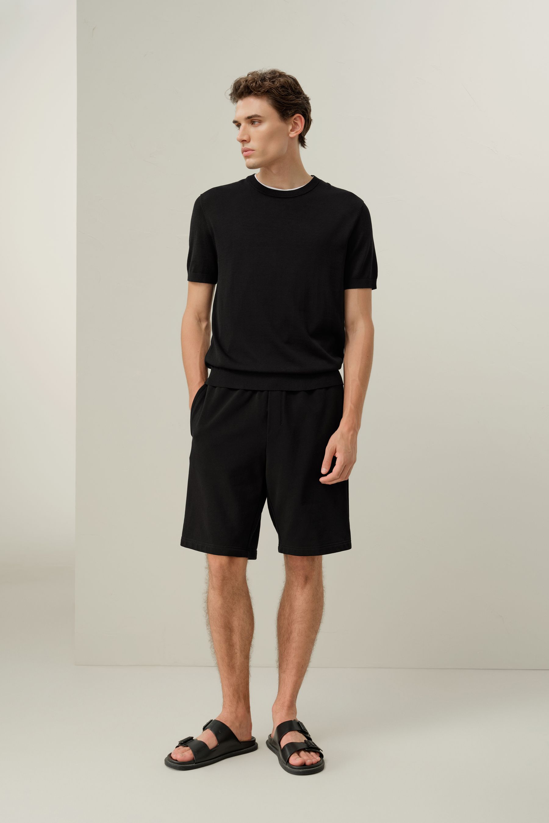 #color_Black