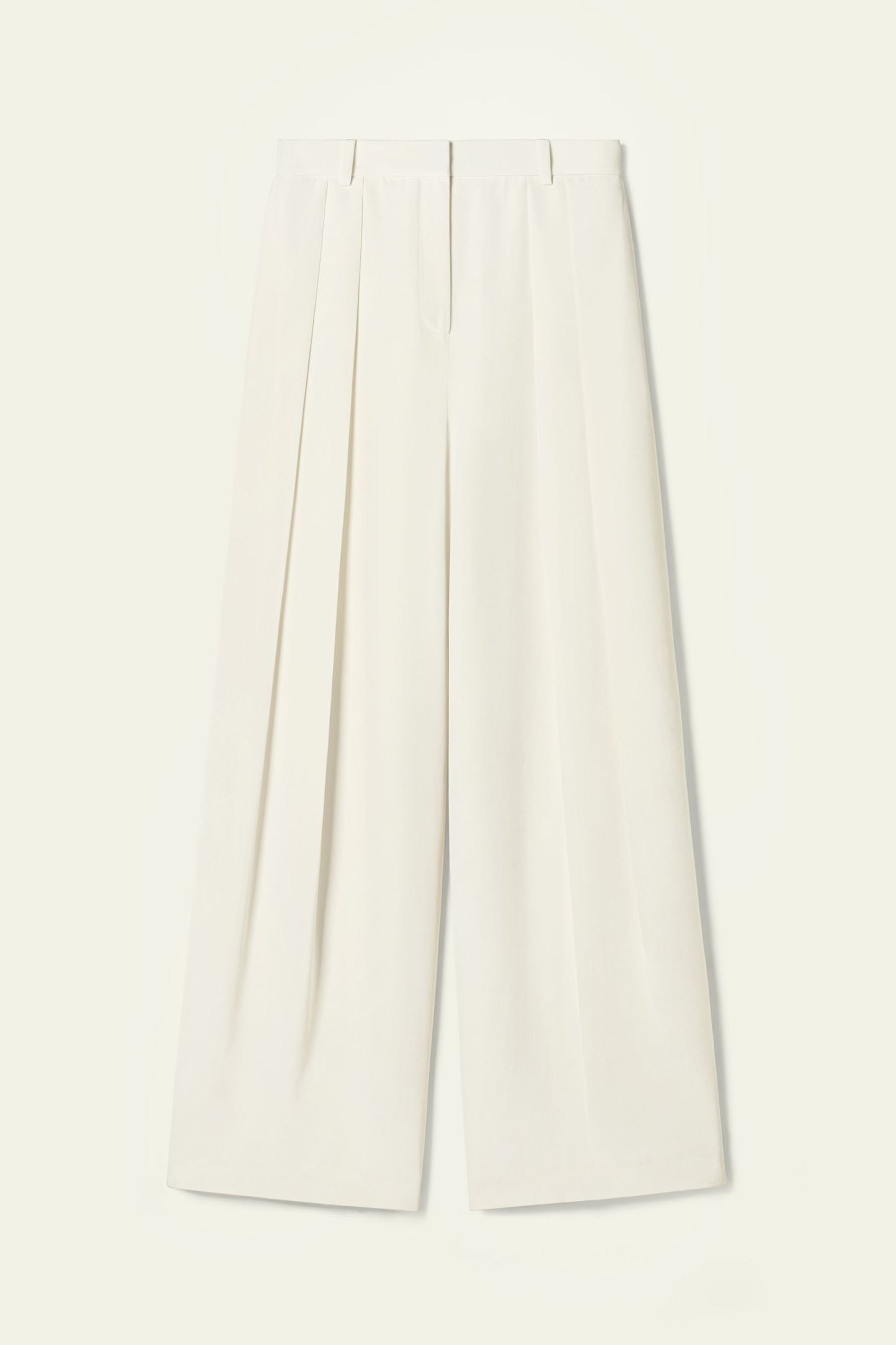#color_Natural White