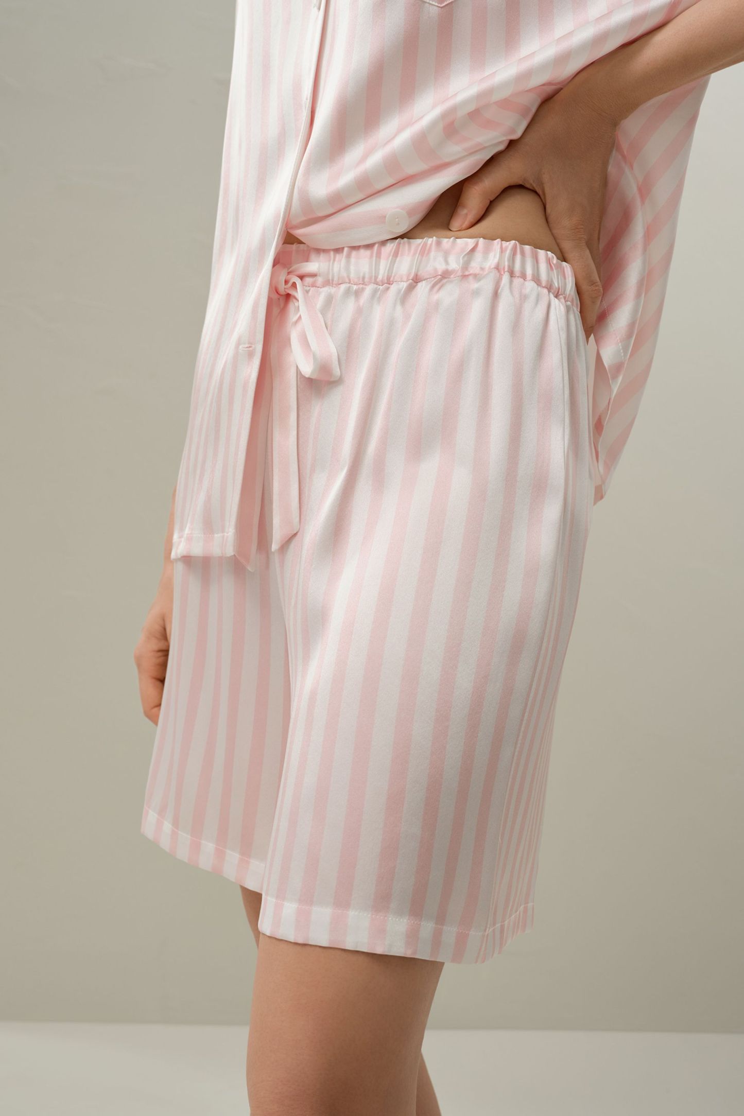 #color_Light Rosy & White Stripe