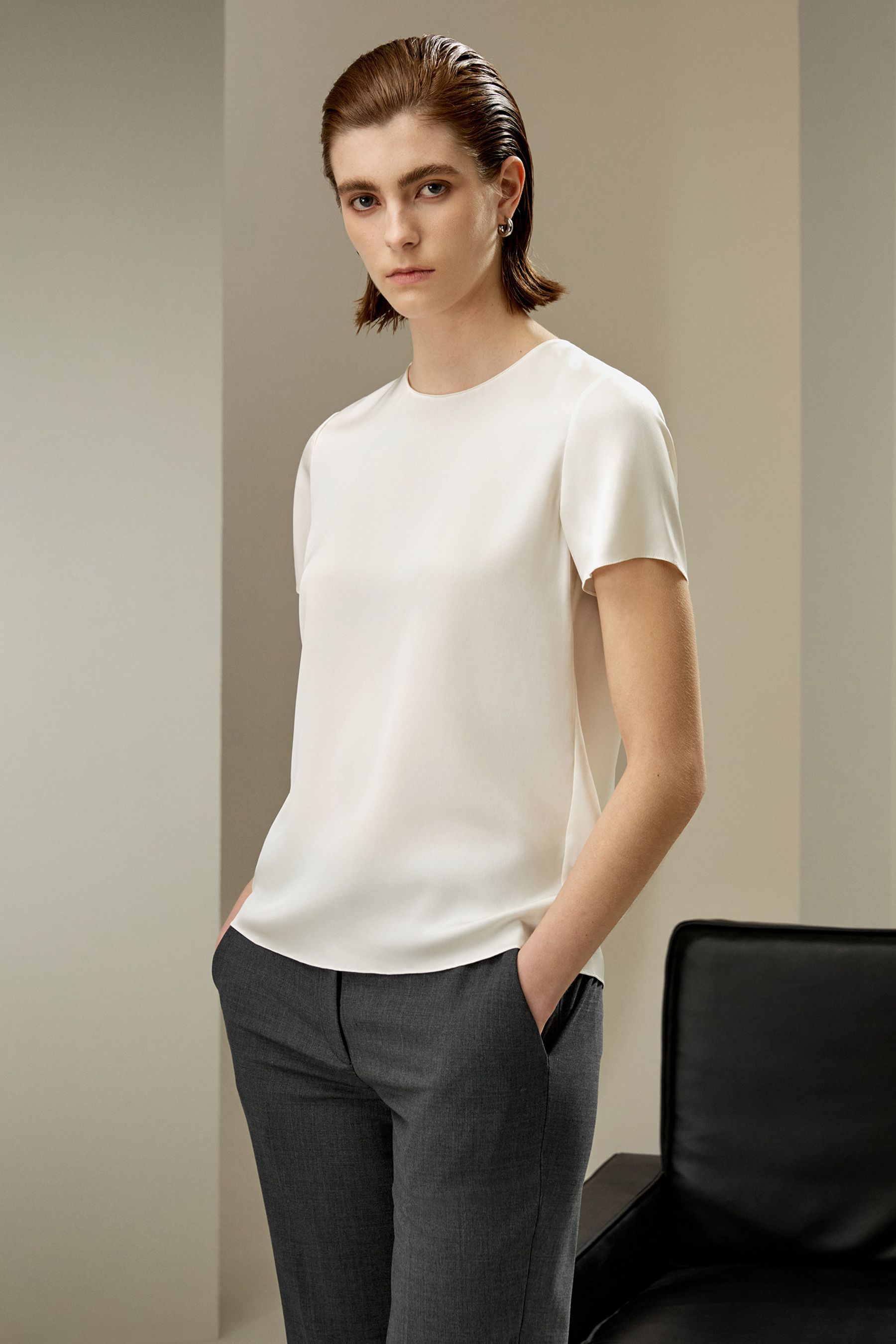 #color_Natural White