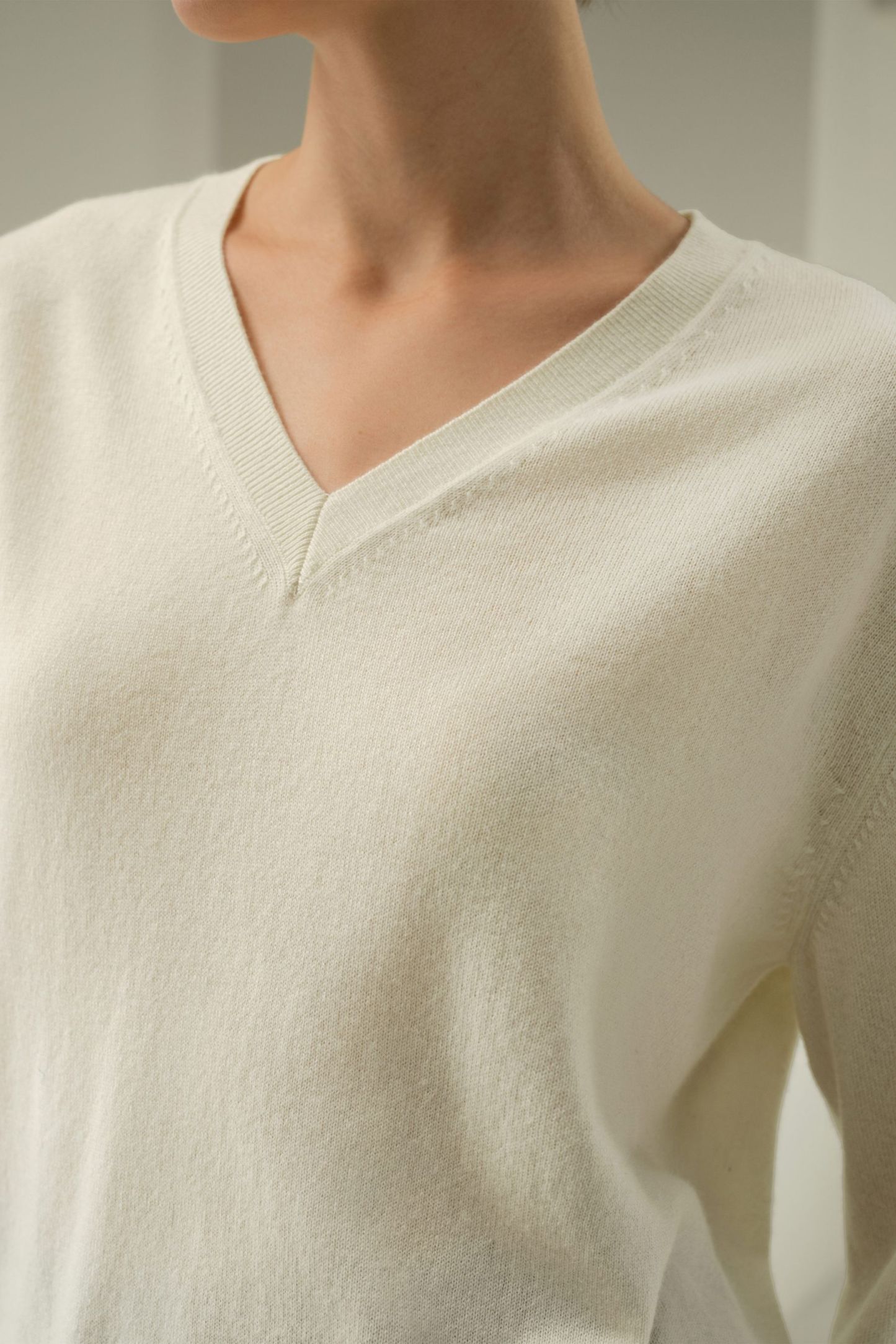 #color_Natural White