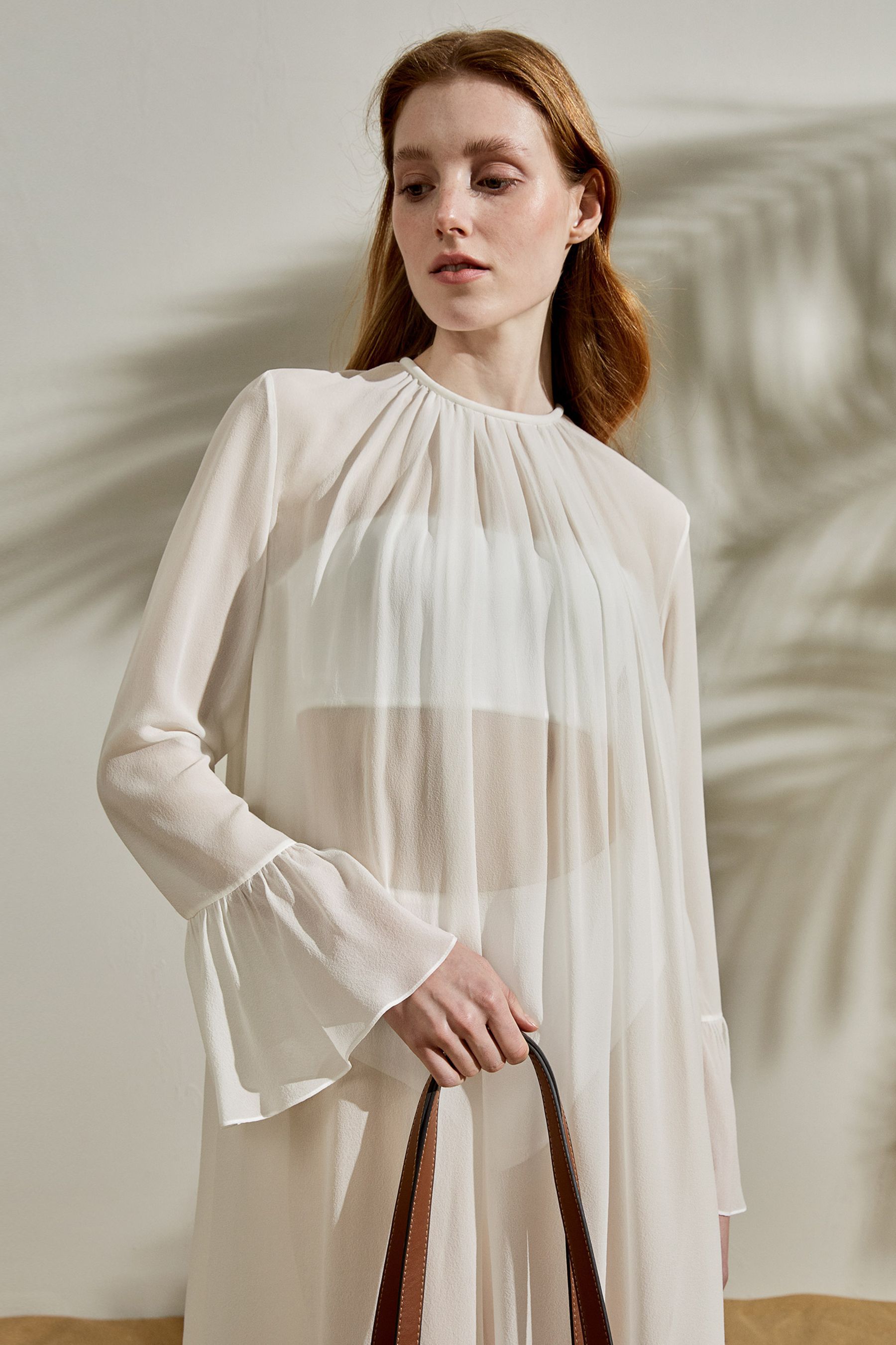 #color_Natural White