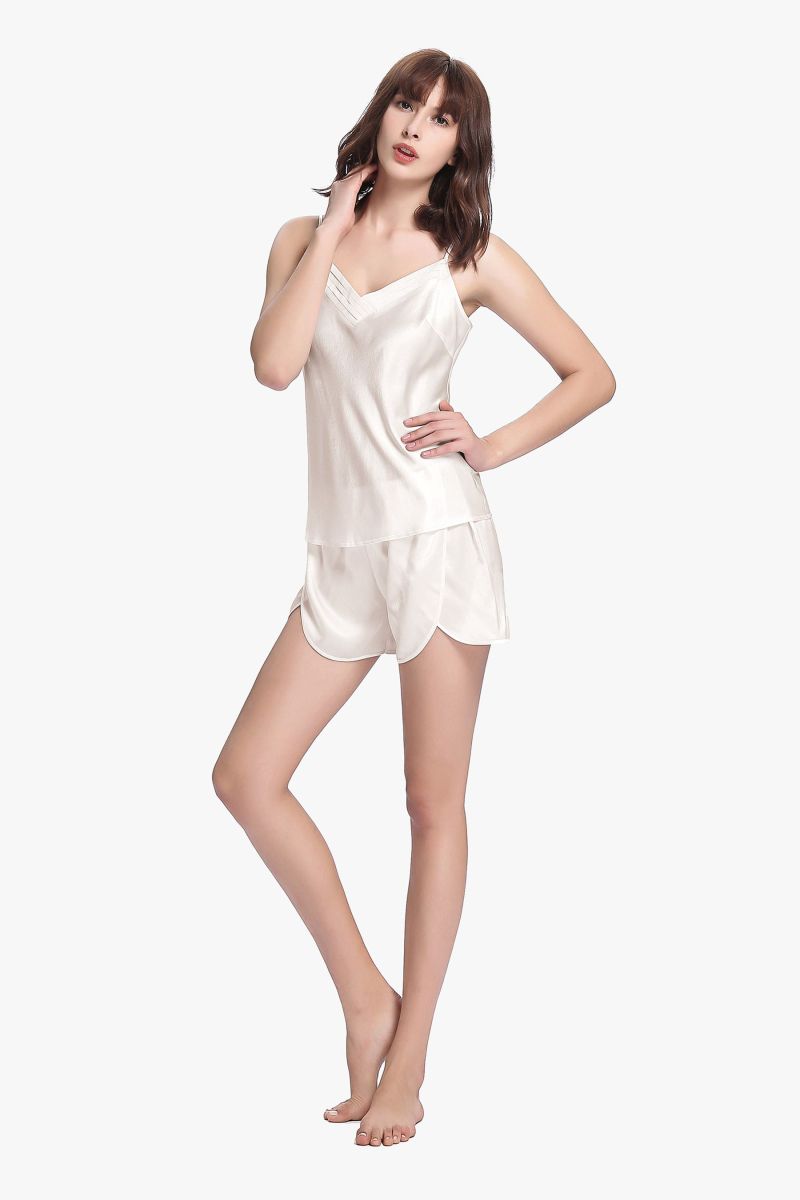 #color_Natural White