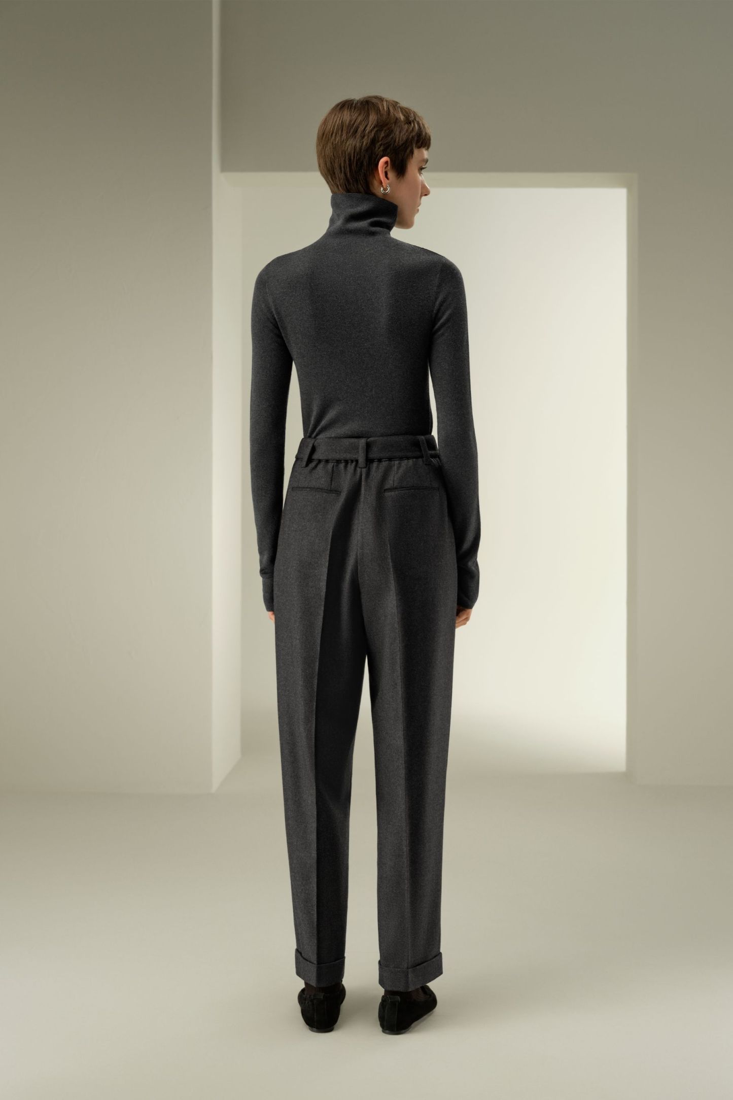 #color_Black Truffle