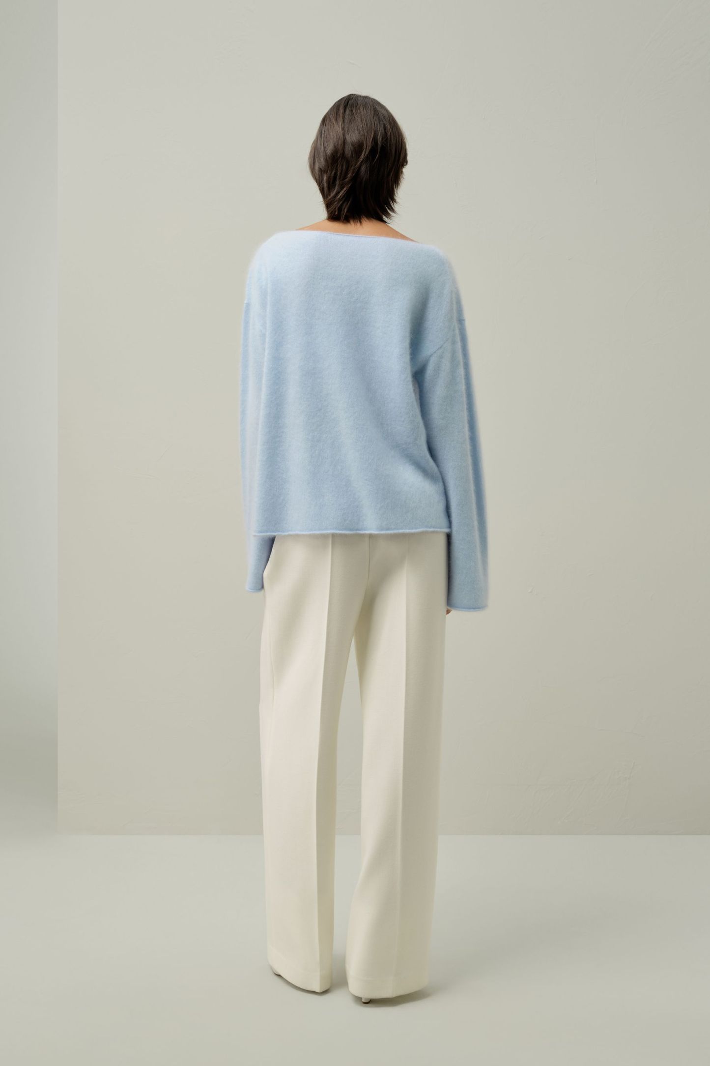 #color_Illusion Blue