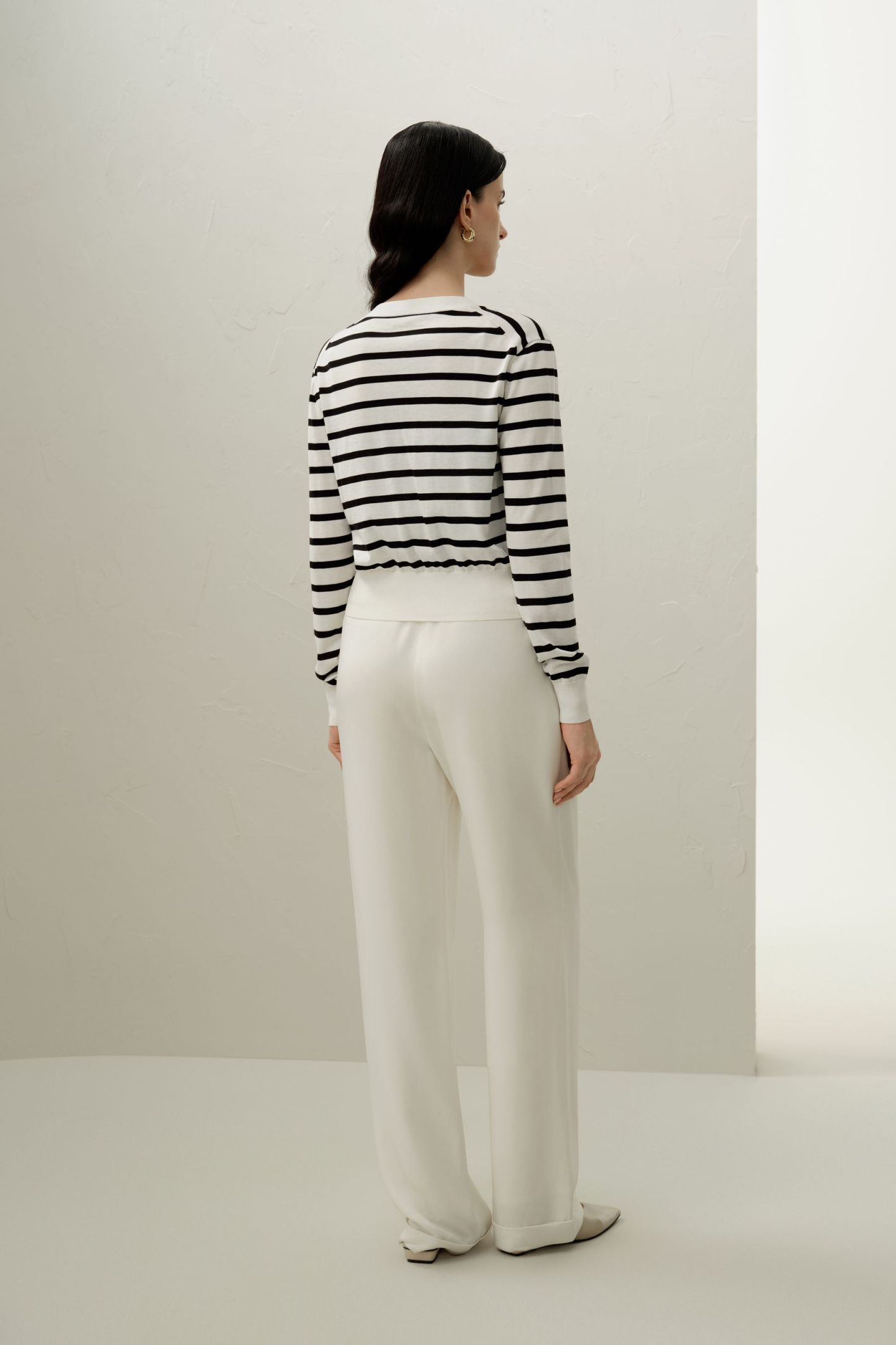 #color_Black&White Stripes