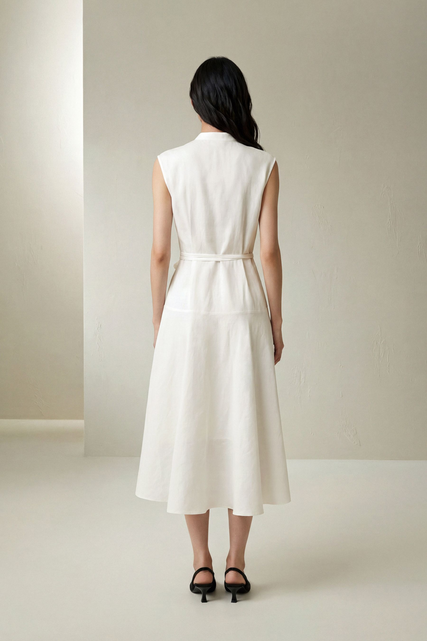 #color_Natural White