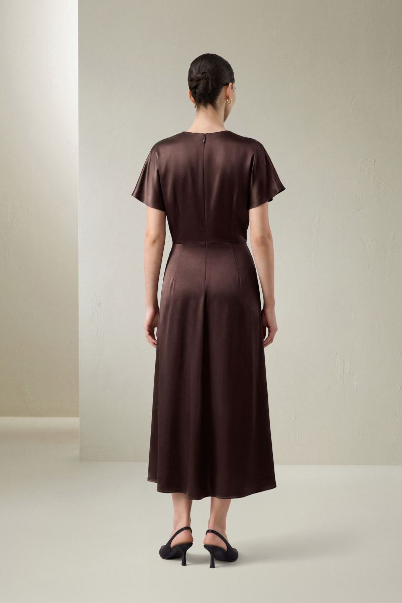 #color_Dark-Brown