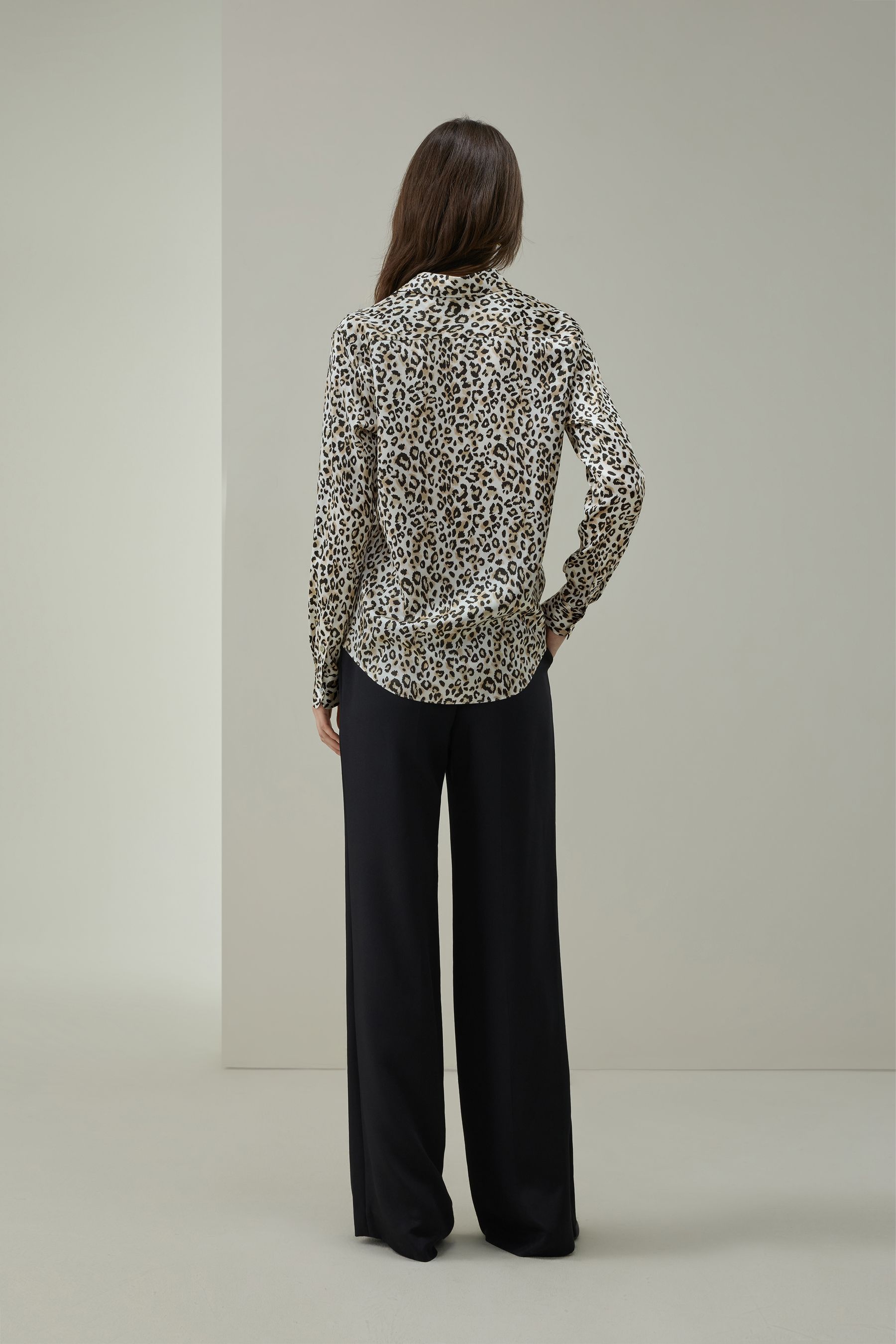 #color_Dawn Leopard