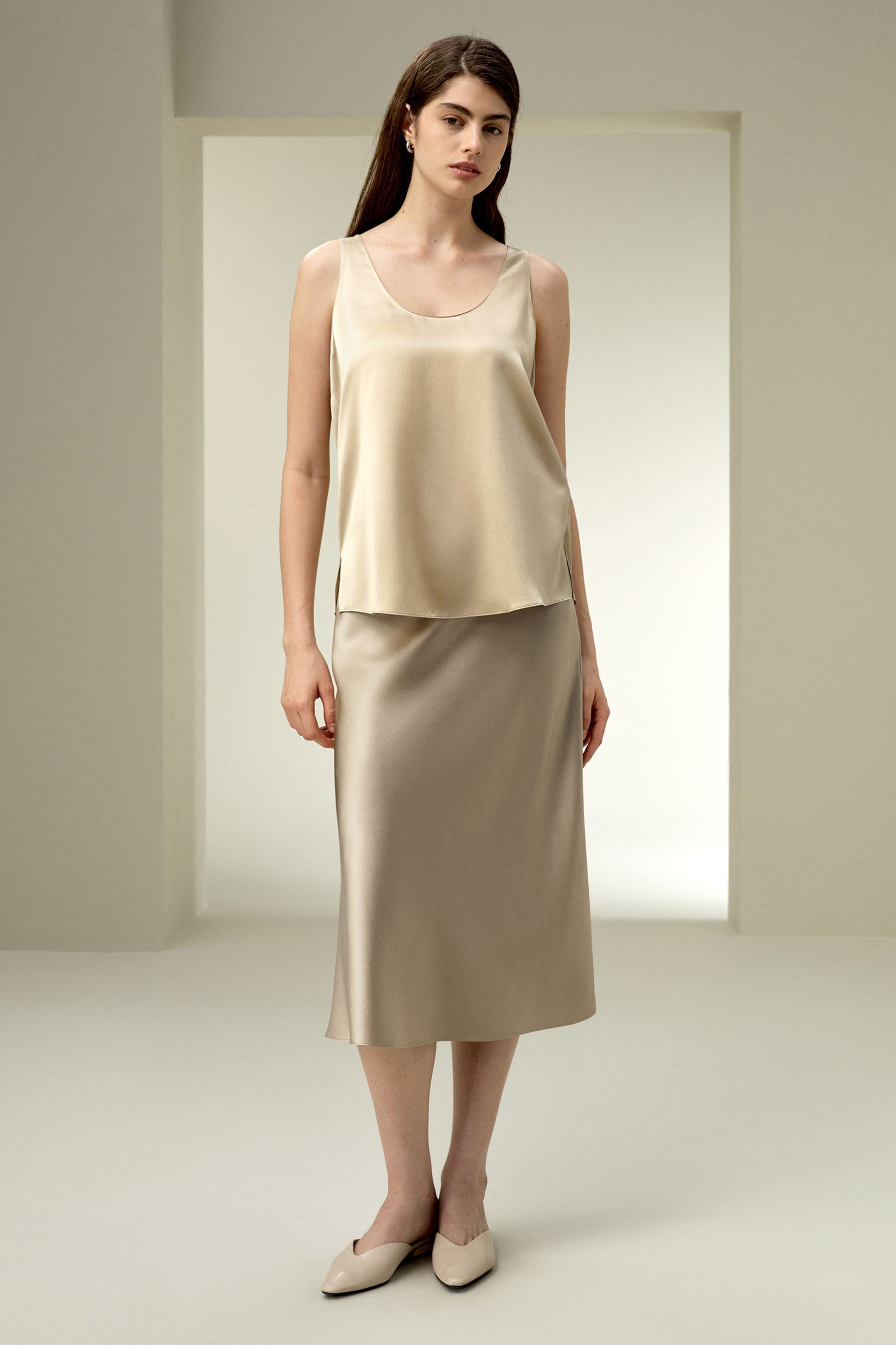 #color_Light Apricot