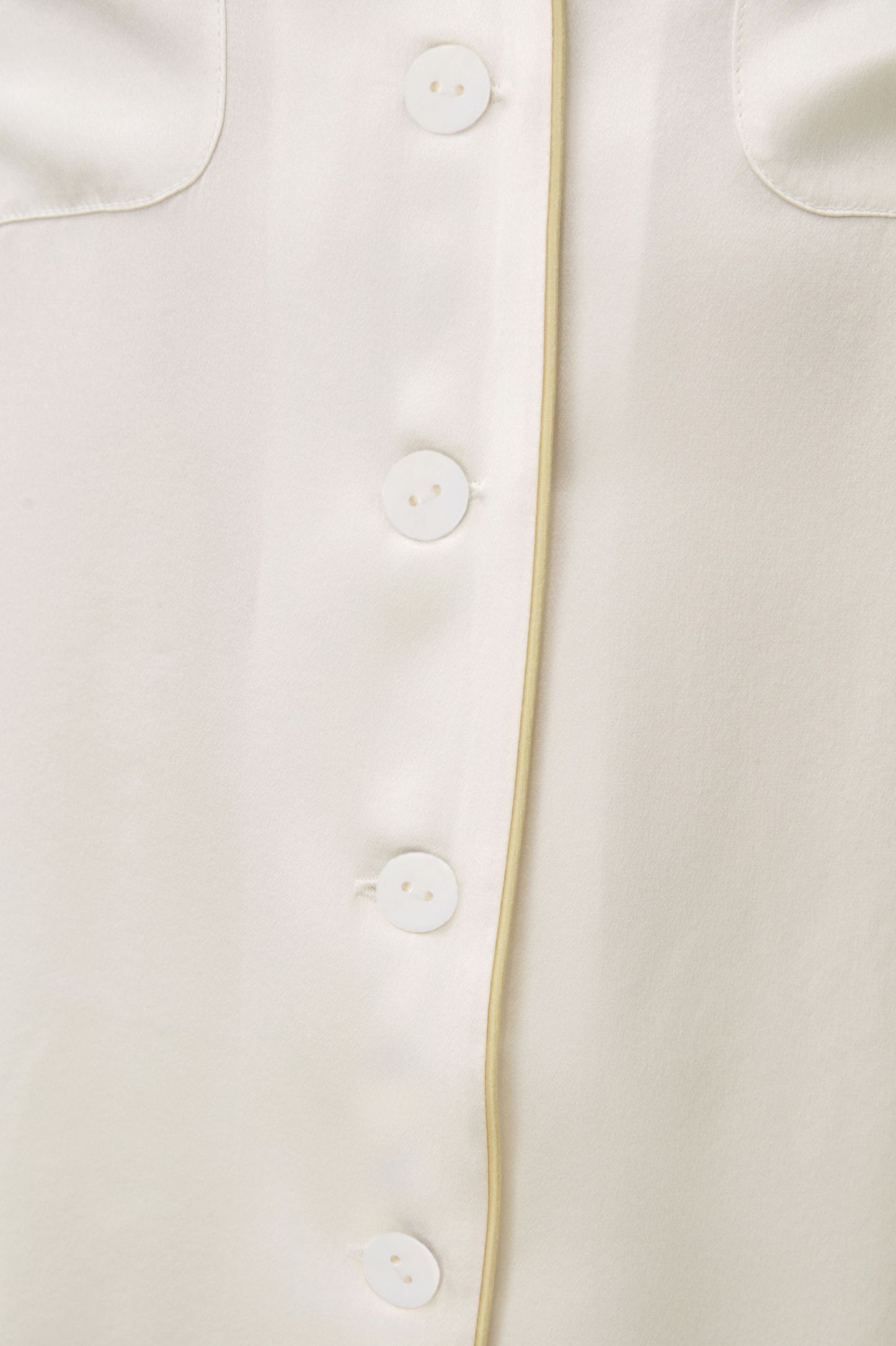 #color_Natural White