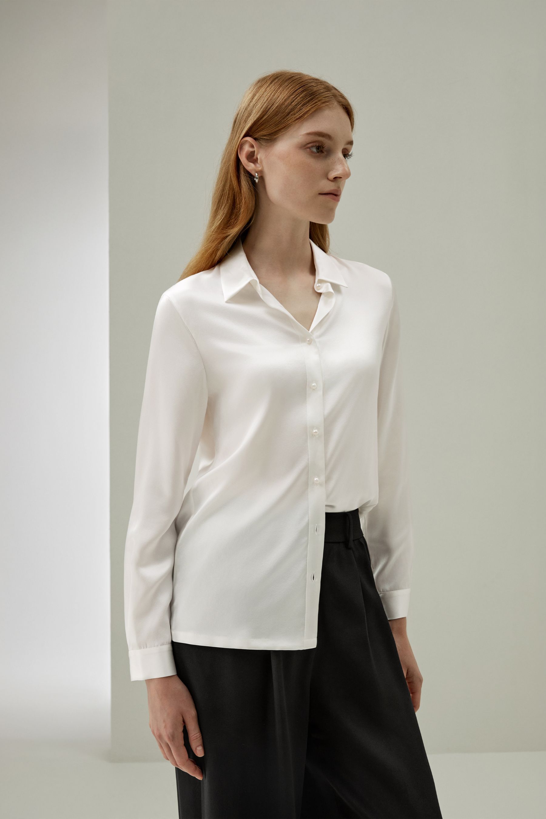 #color_Natural White