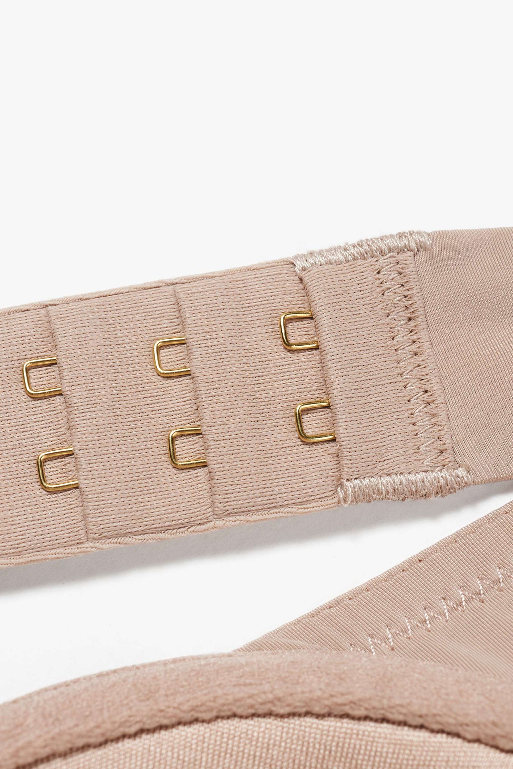 #color_Light Apricot